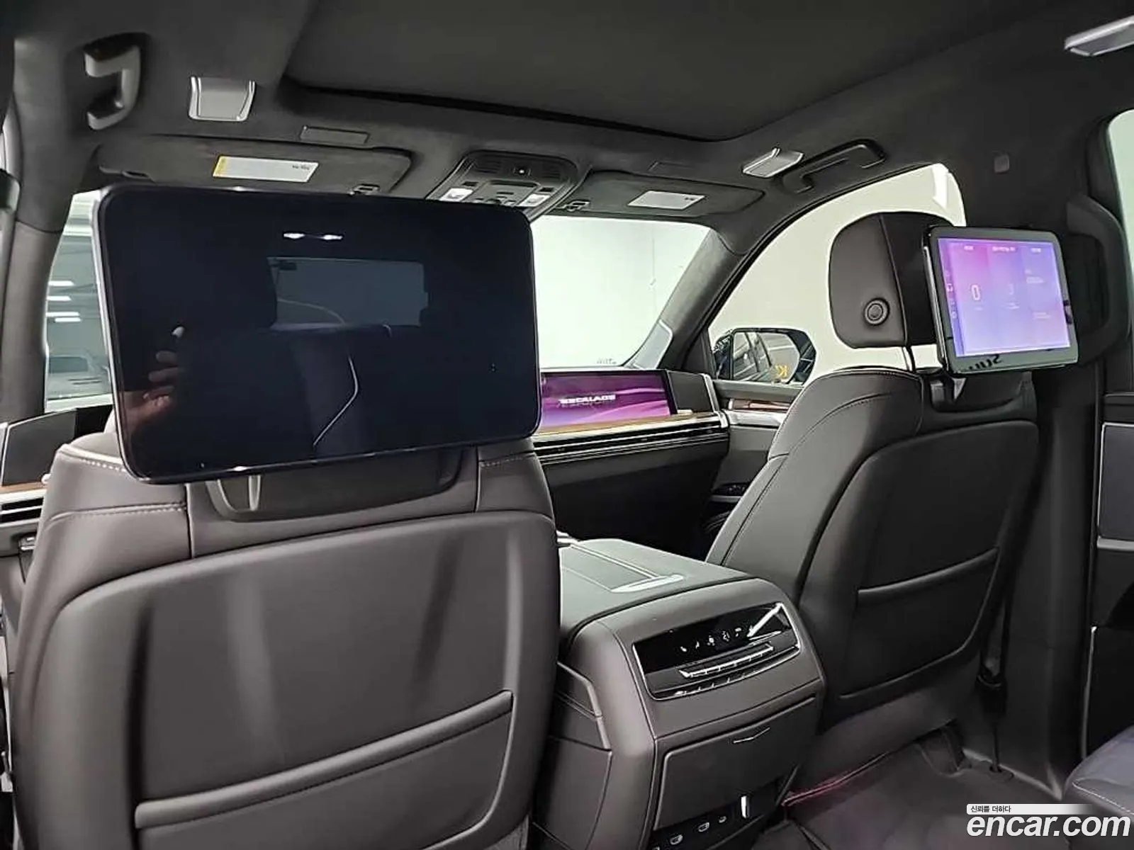 Cadillac Escalade 2025 — 8