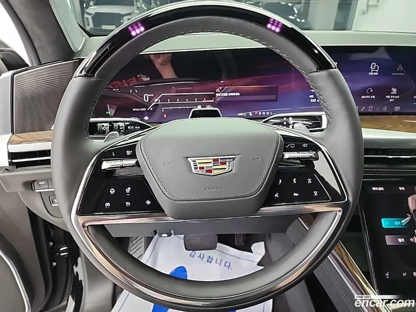Cadillac Escalade 2025 — 10