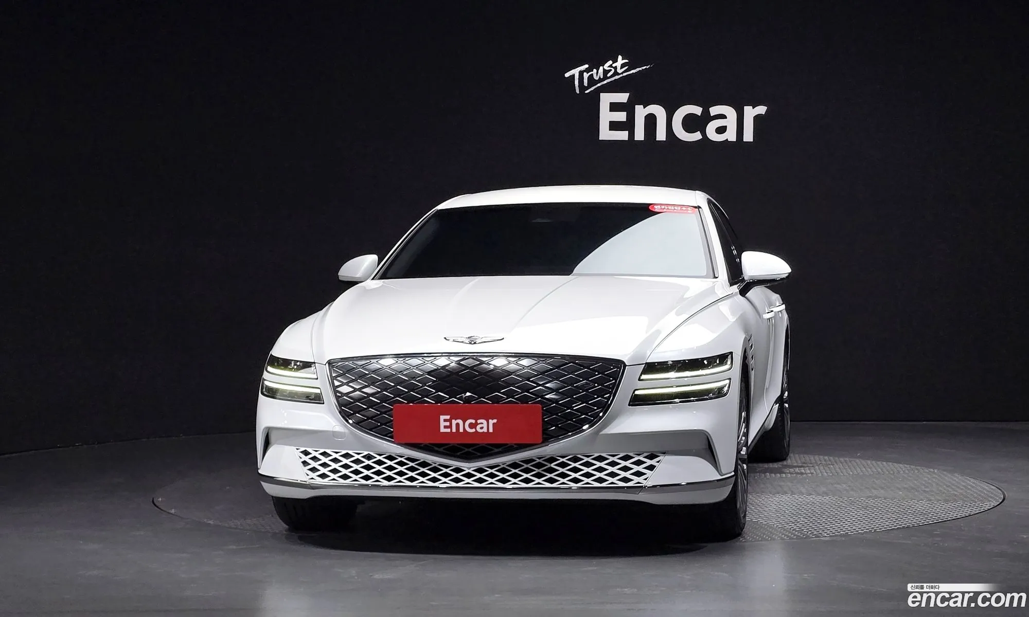 Genesis Electrified G80 2023 — 2