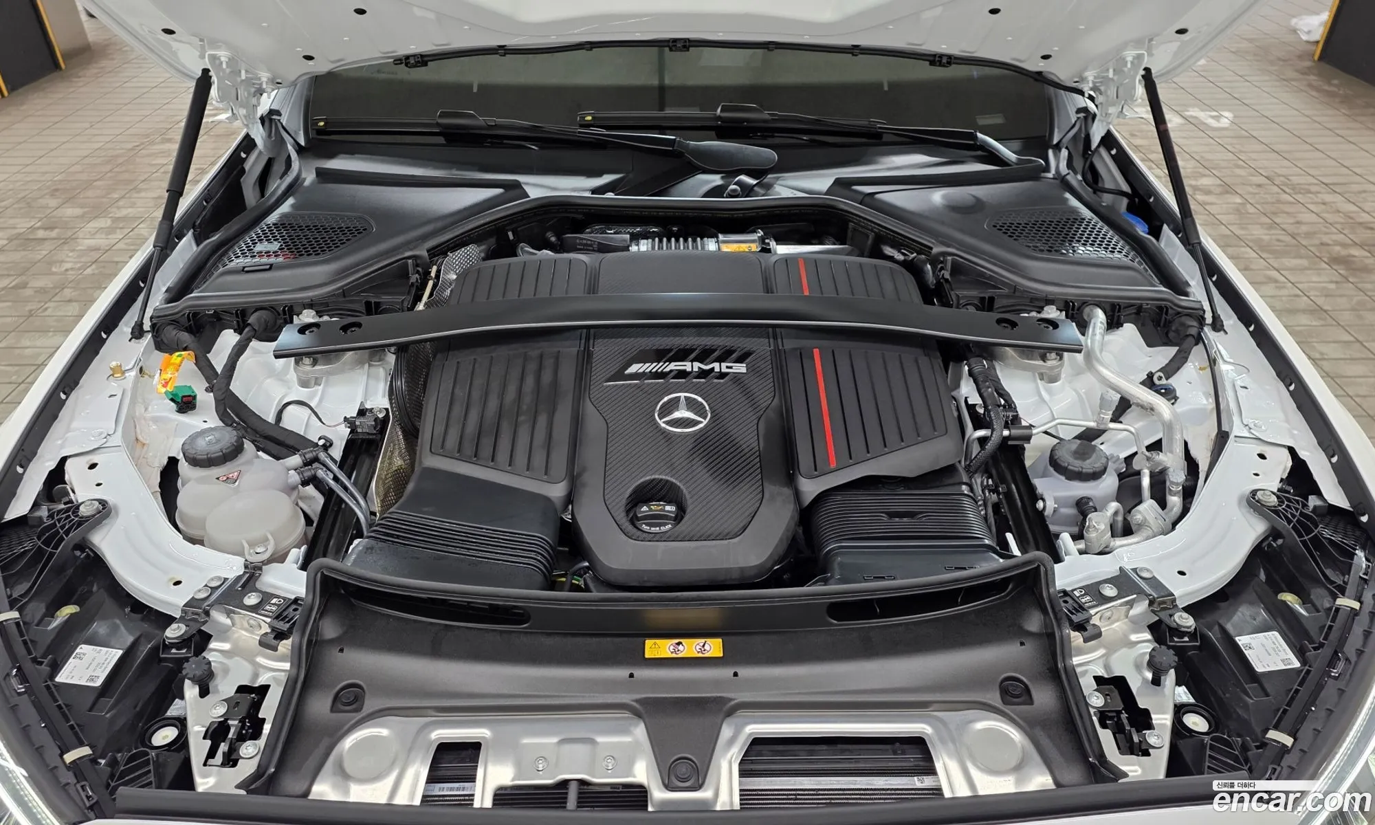 Mercedes-Benz E-Class W214 2026 — 11