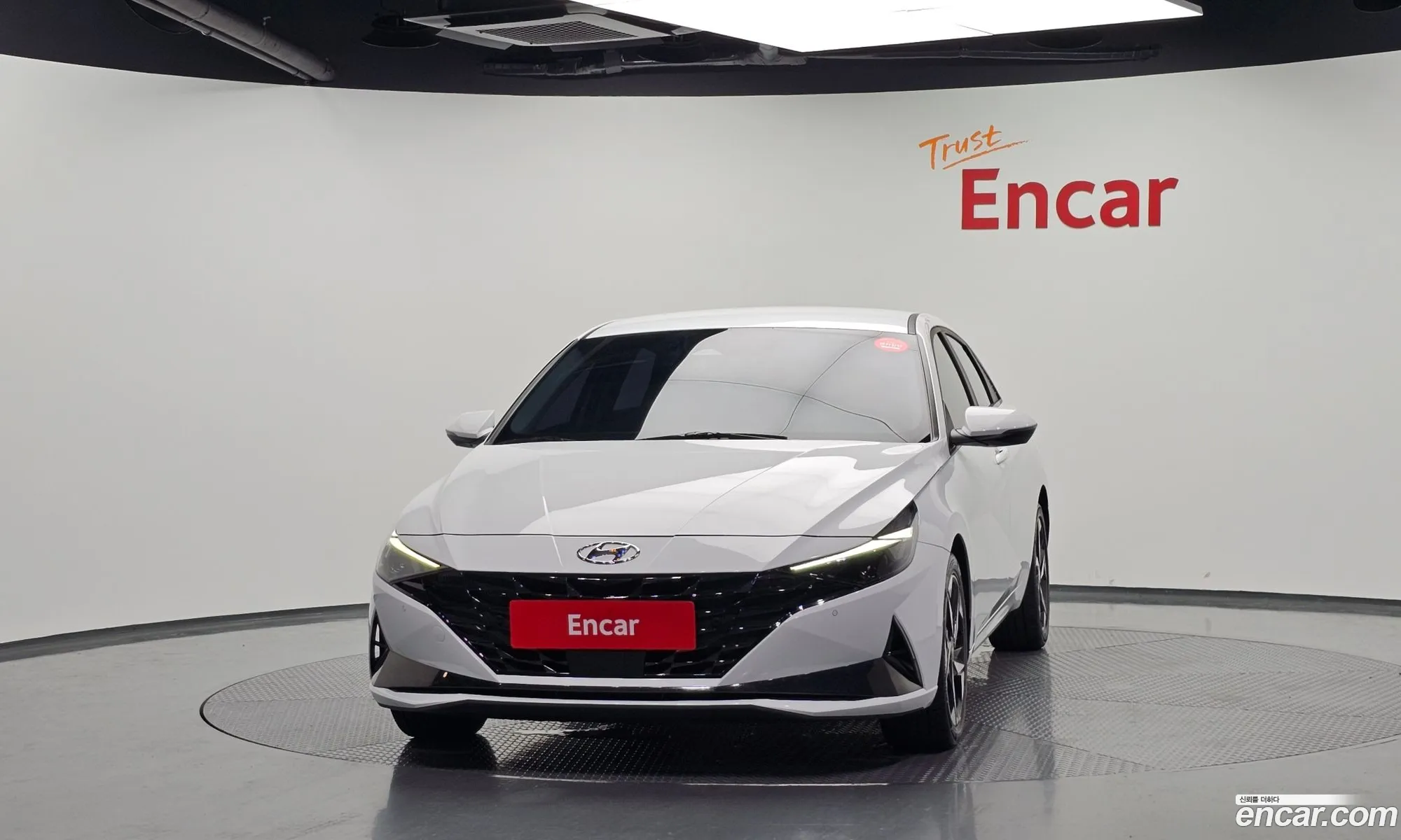 Hyundai Elantra Hybrid 2022 — 2
