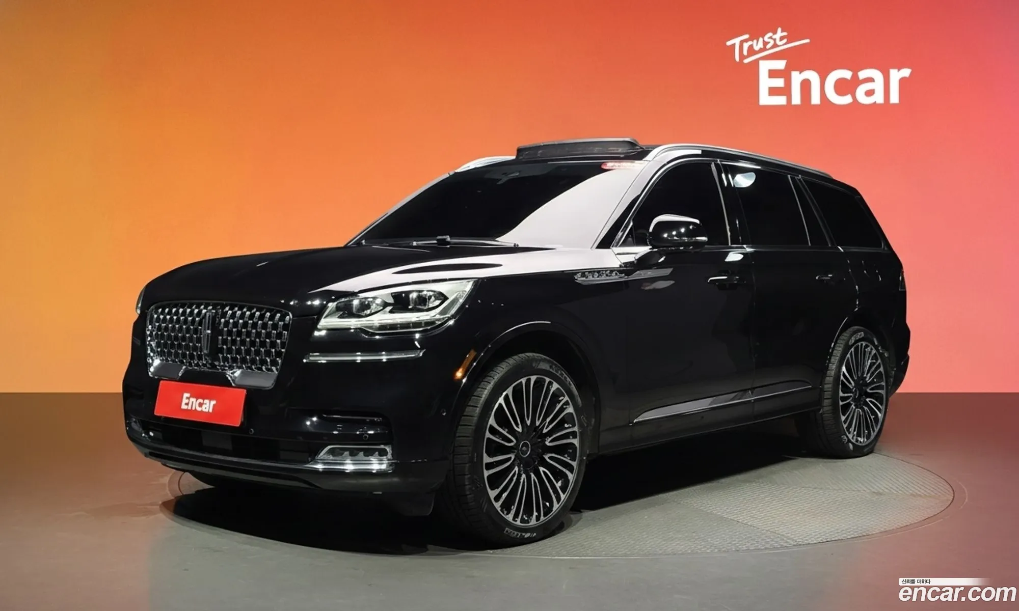 Lincoln Aviator 2023 5LM5J9XC7PGL09725 — 26