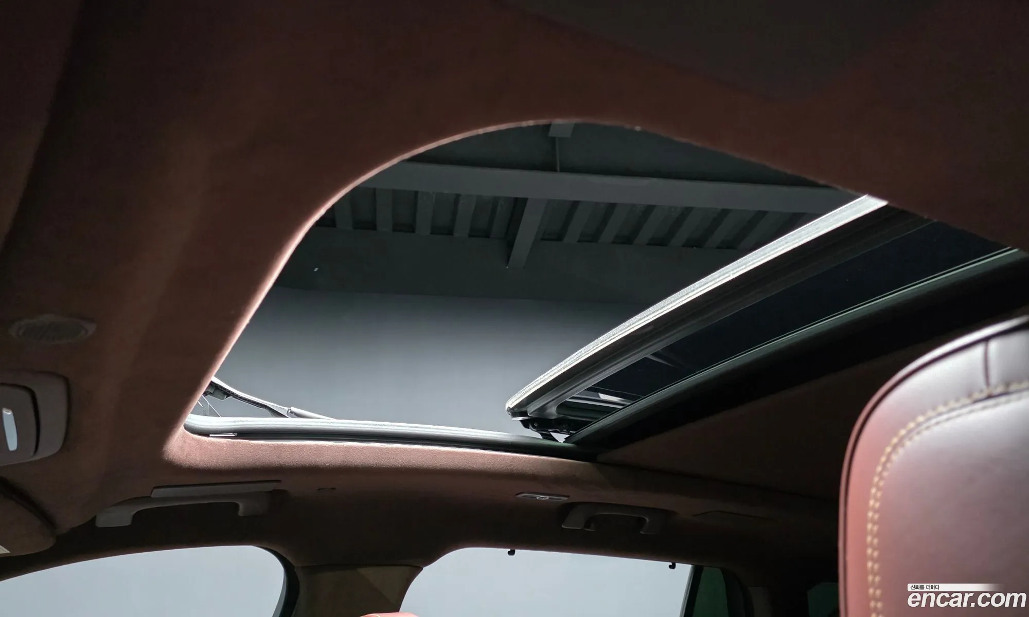 Lincoln Aviator 2023 5LM5J9XC7PGL09725 — 20