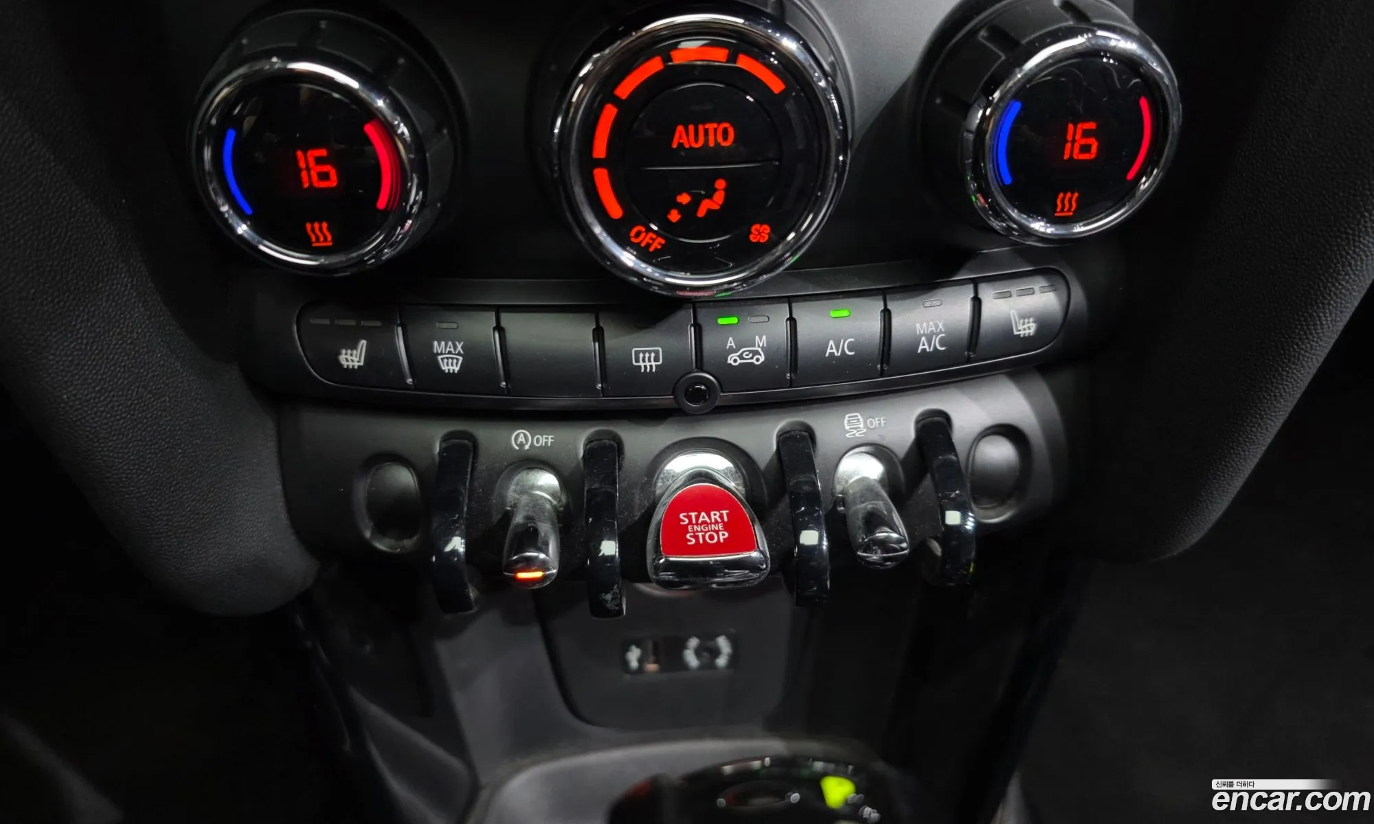 Mini Cooper 2015 — 11