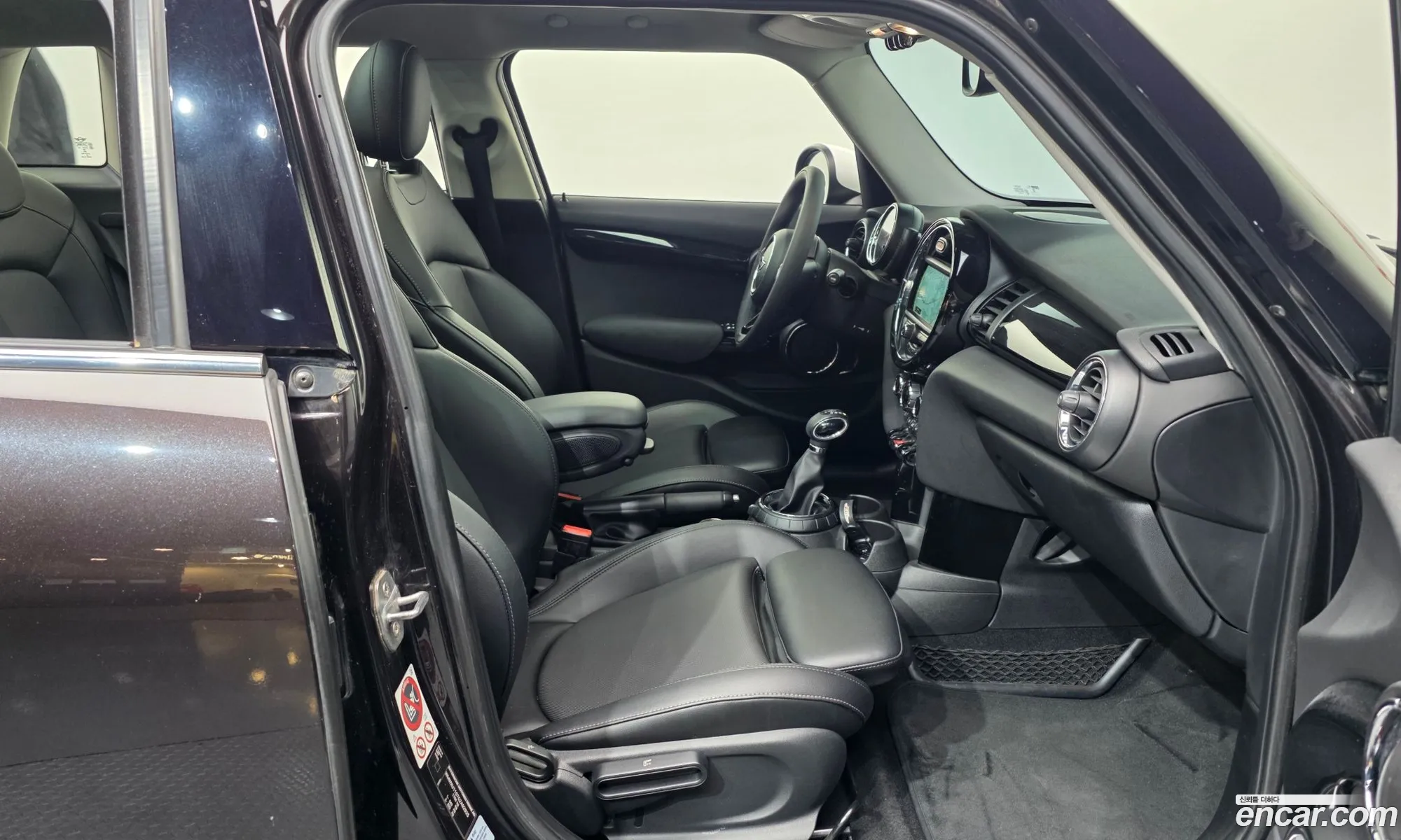 Mini Cooper 2015 — 12
