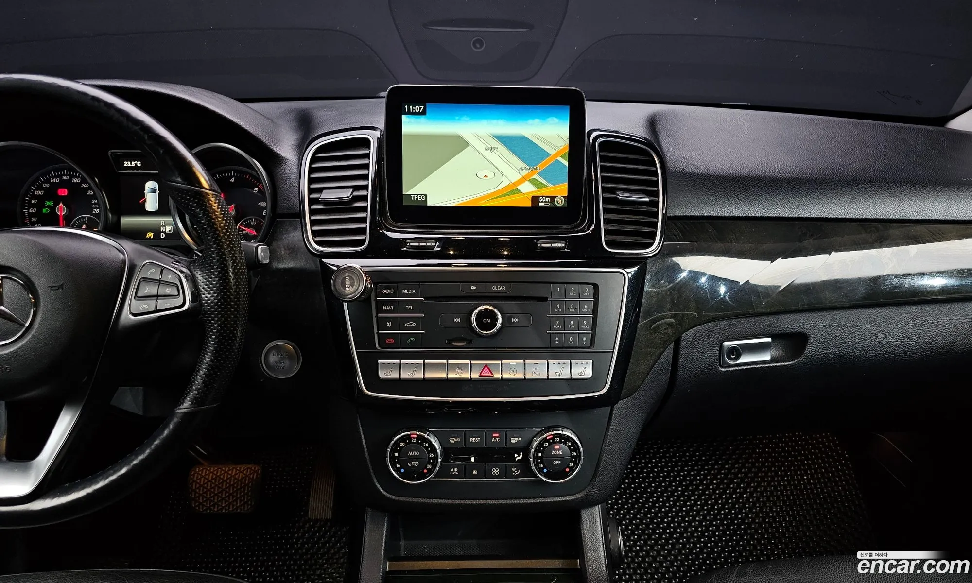 Mercedes-Benz GLE-Class W166 2016 WDCDA2EB7HA843312 — 18