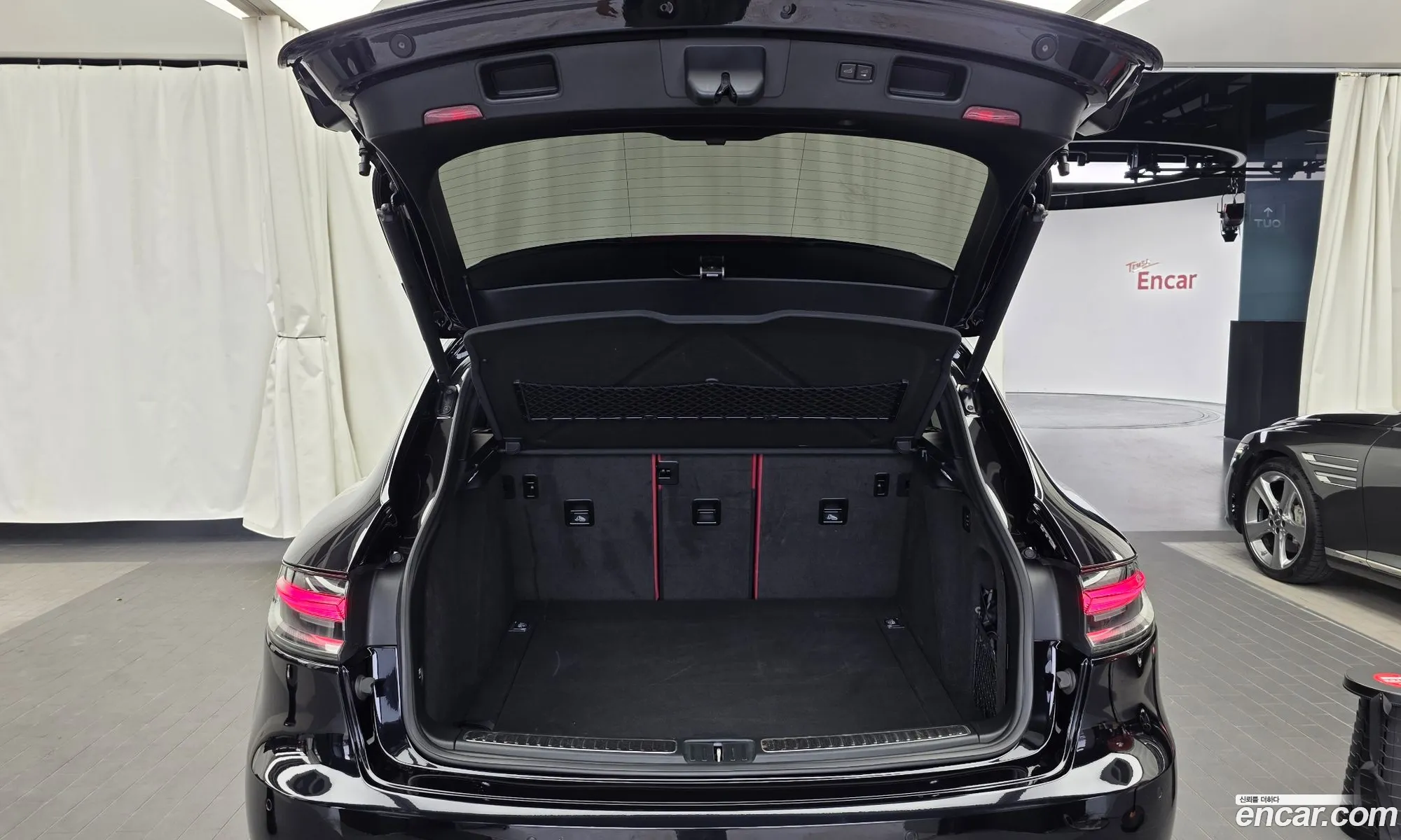 Porsche Macan 2020 WP1AG2952LLB65169 — 9