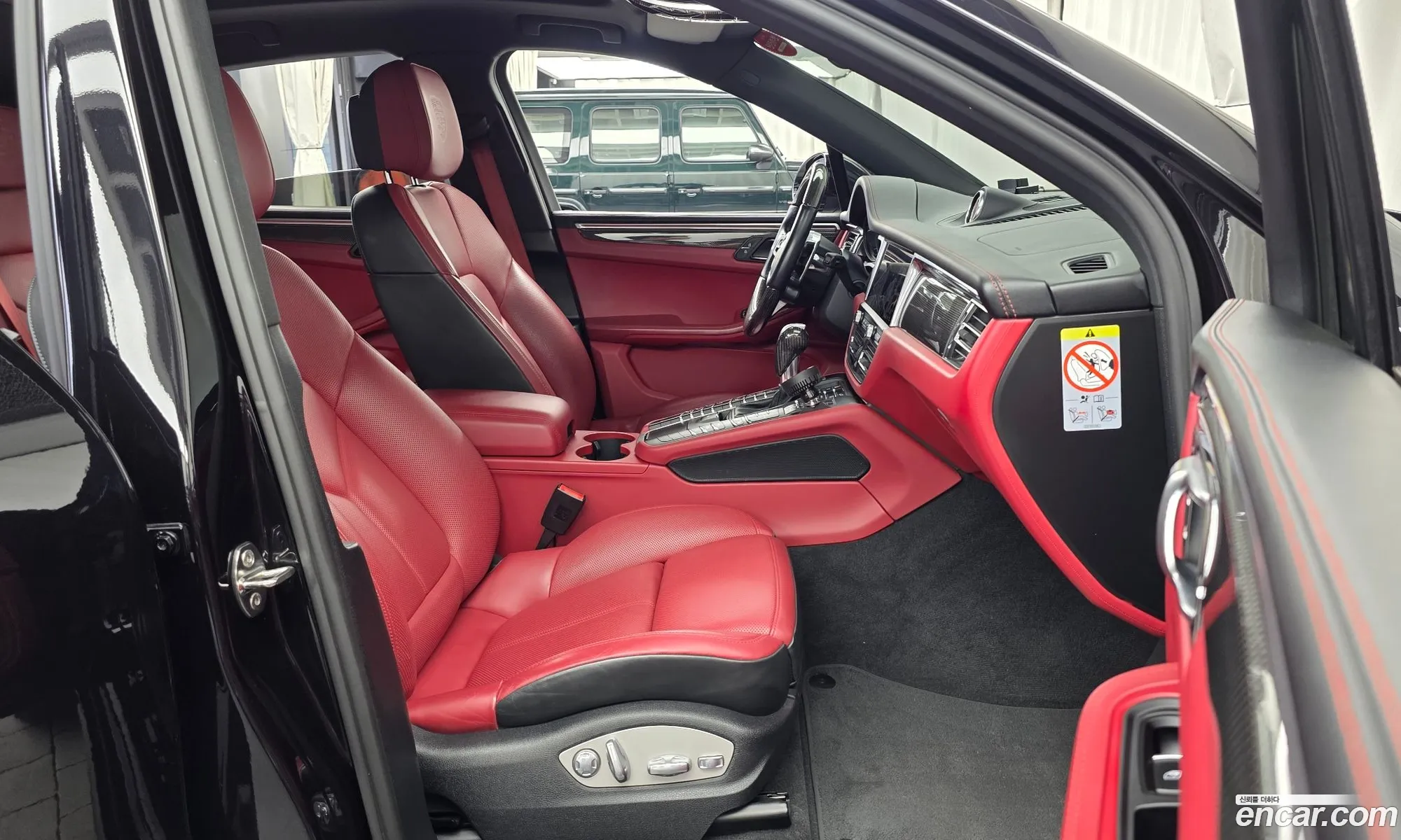 Porsche Macan 2020 WP1AG2952LLB65169 — 12