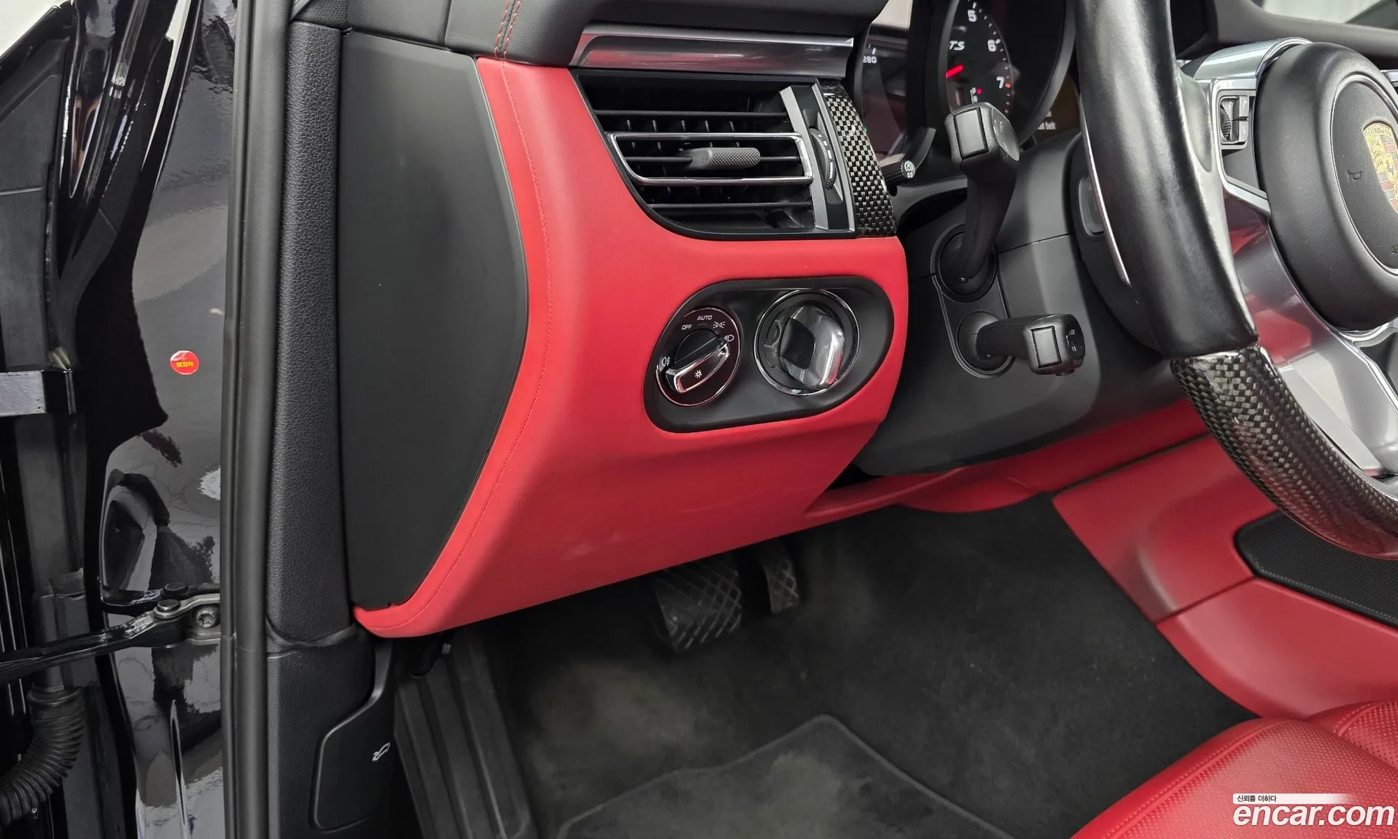 Porsche Macan 2020 WP1AG2952LLB65169 — 16