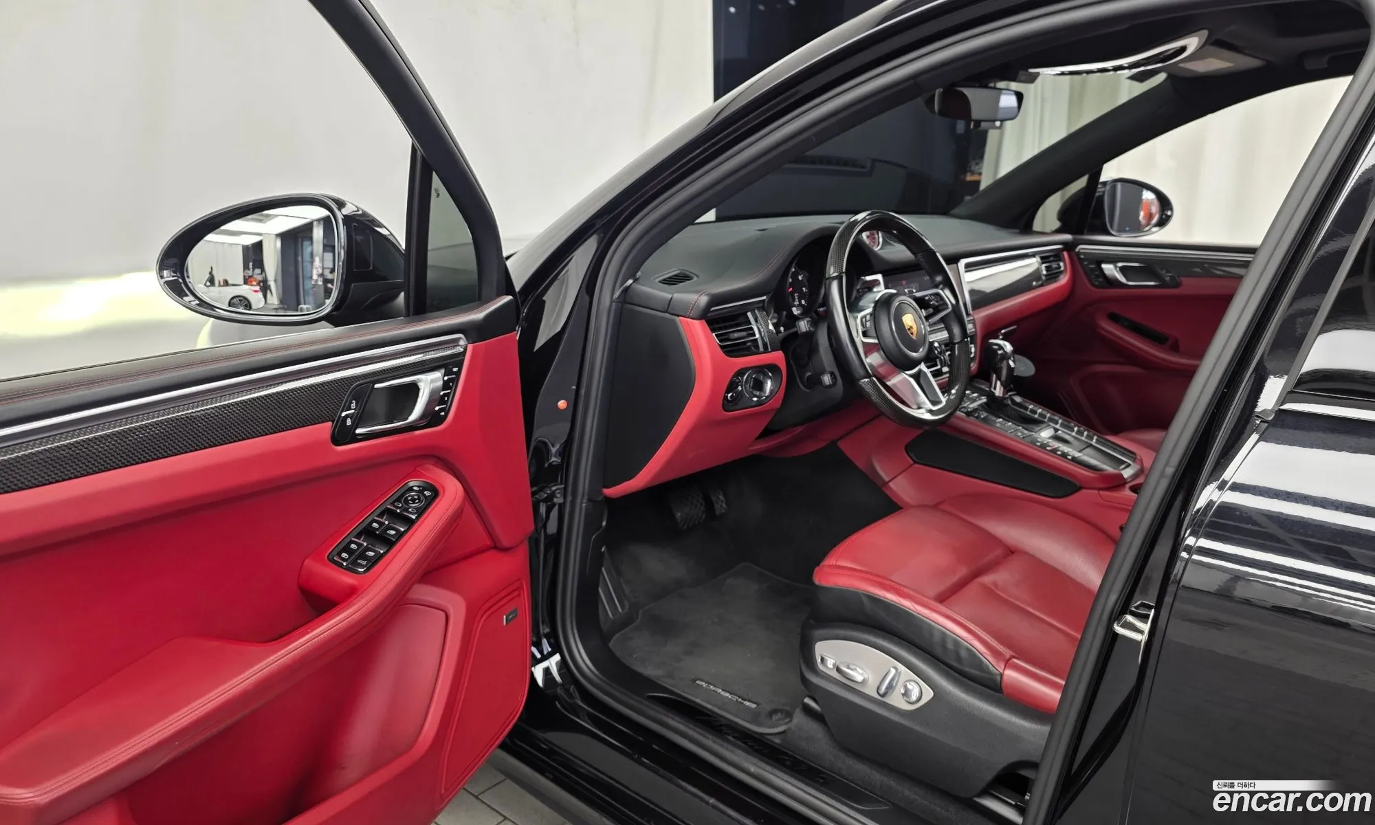 Porsche Macan 2020 WP1AG2952LLB65169 — 13
