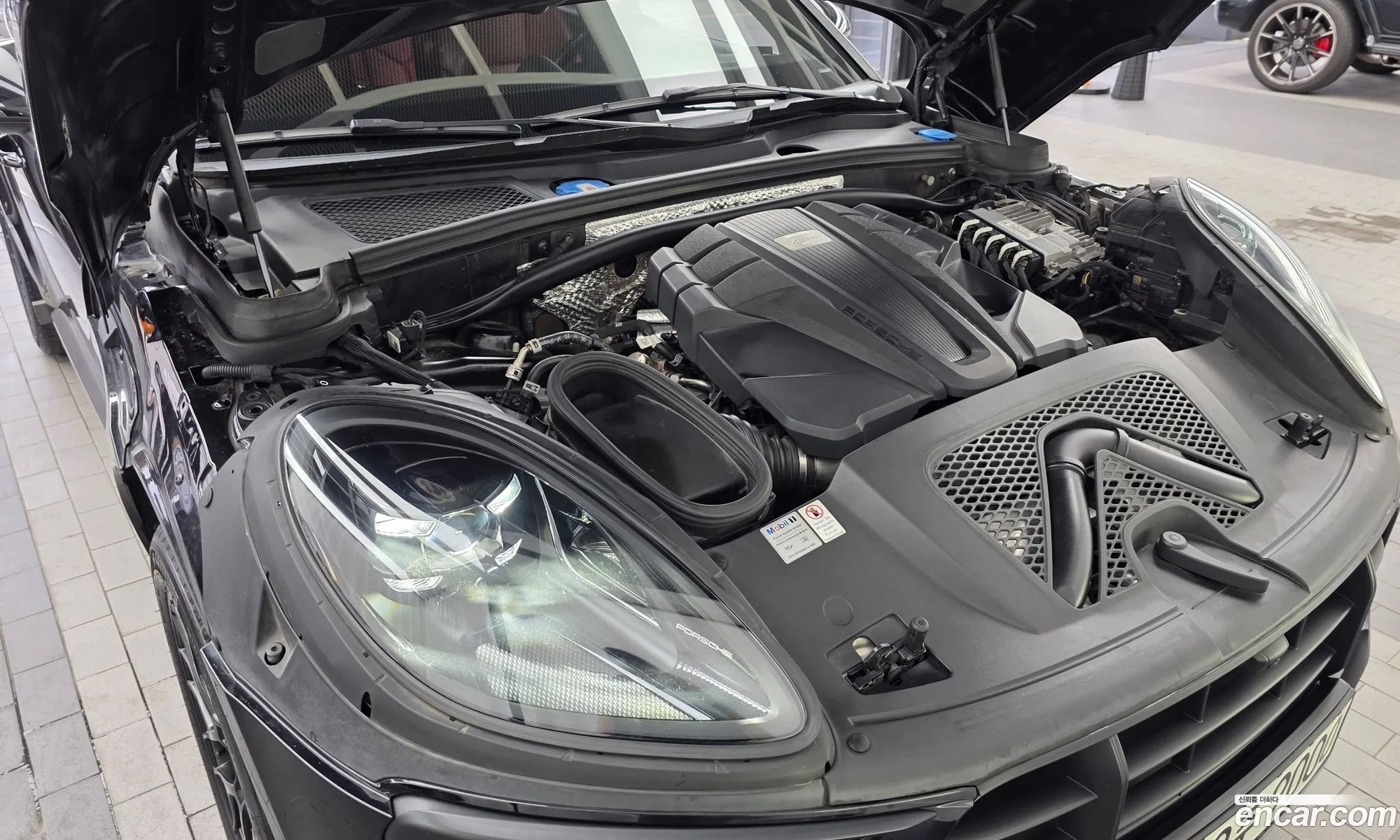 Porsche Macan 2020 WP1AG2952LLB65169 — 3