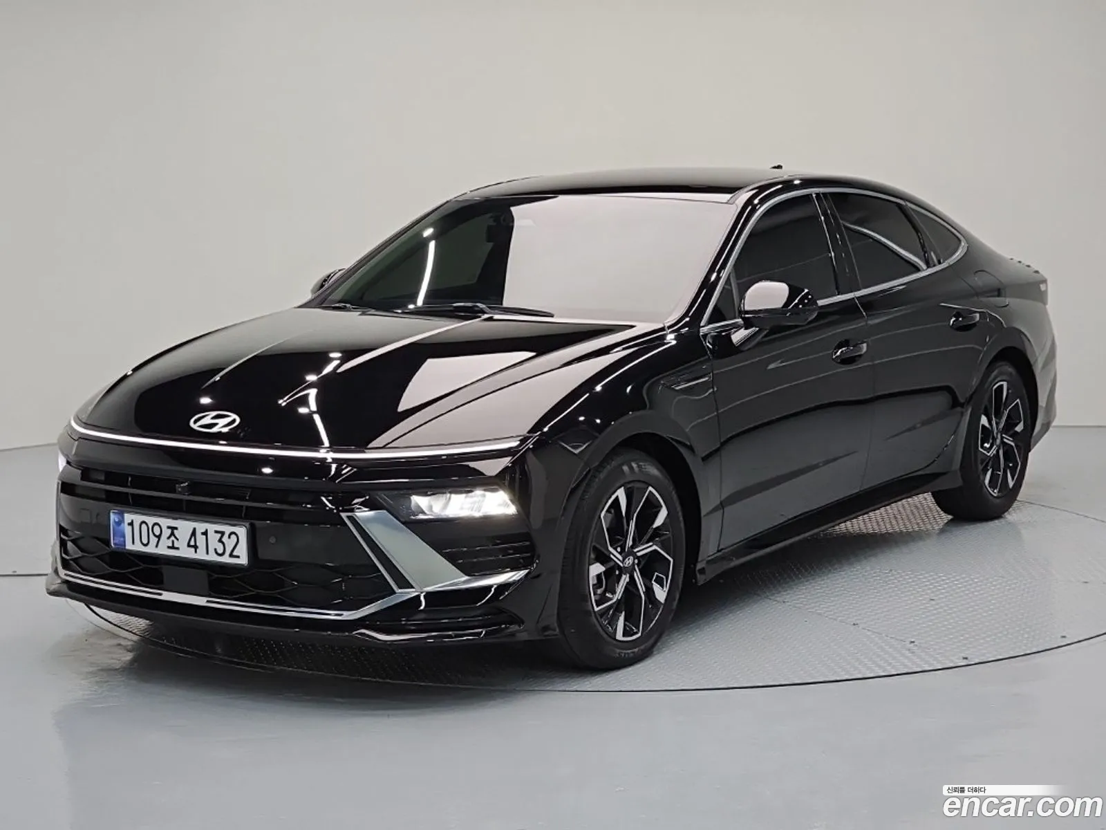 Hyundai Sonata the Edge 2023 — 4