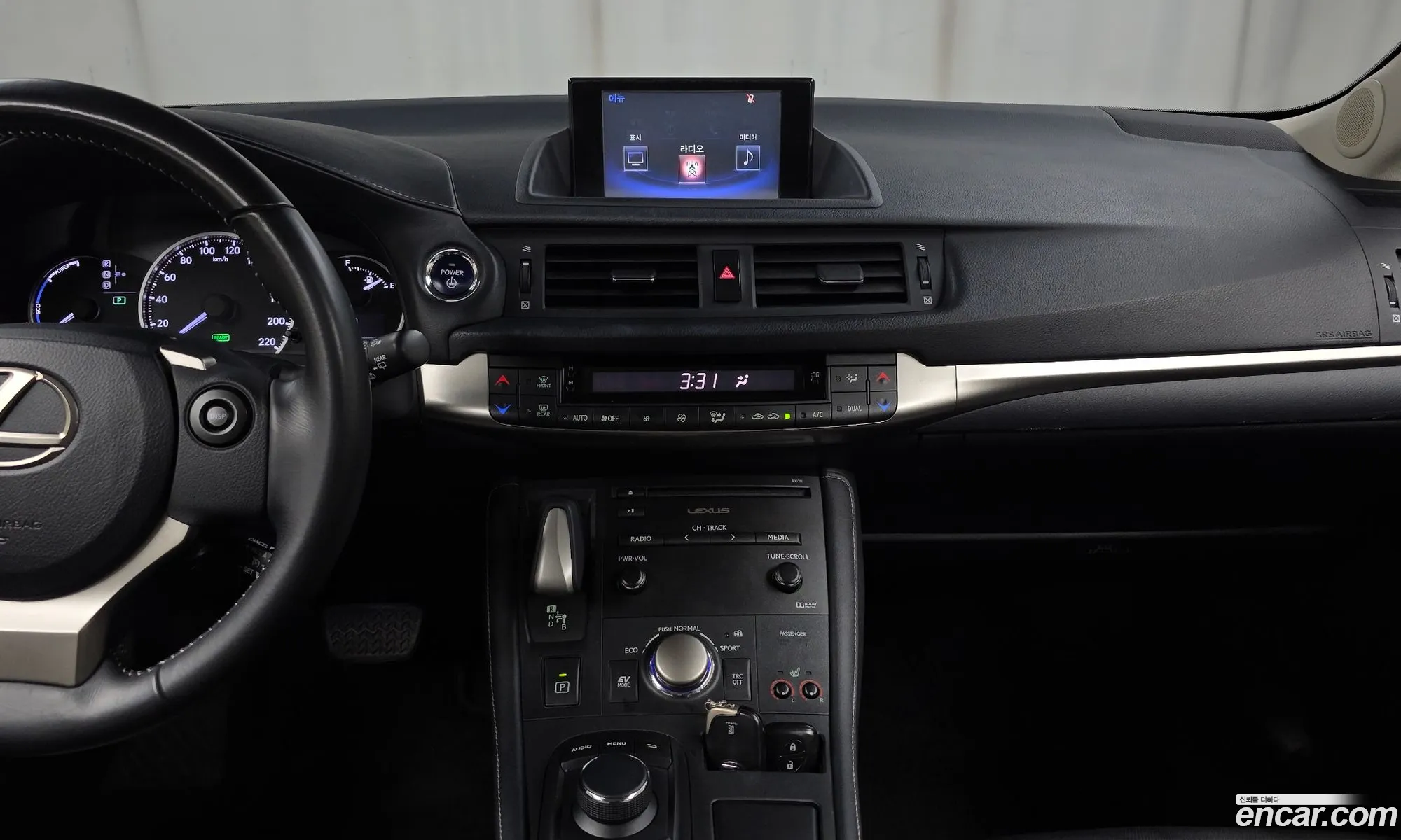 Lexus CT200h
