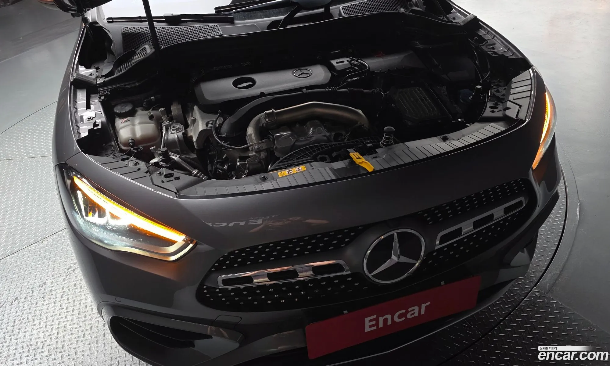 Mercedes-Benz GLA-Class H247 2024 — 17