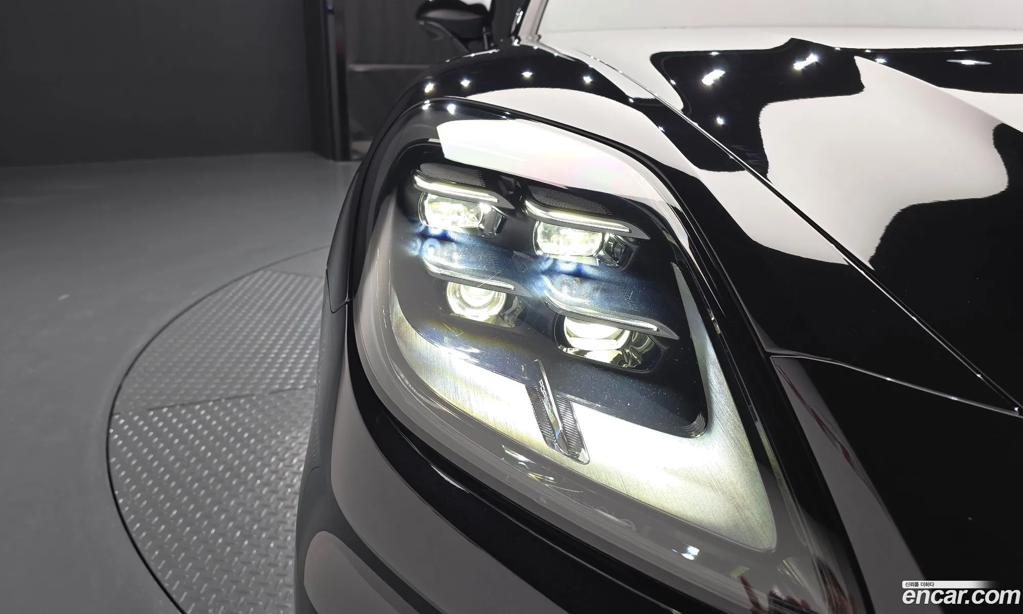 Porsche Panamera 2025 WP0AE2YA6SL045430 — 28