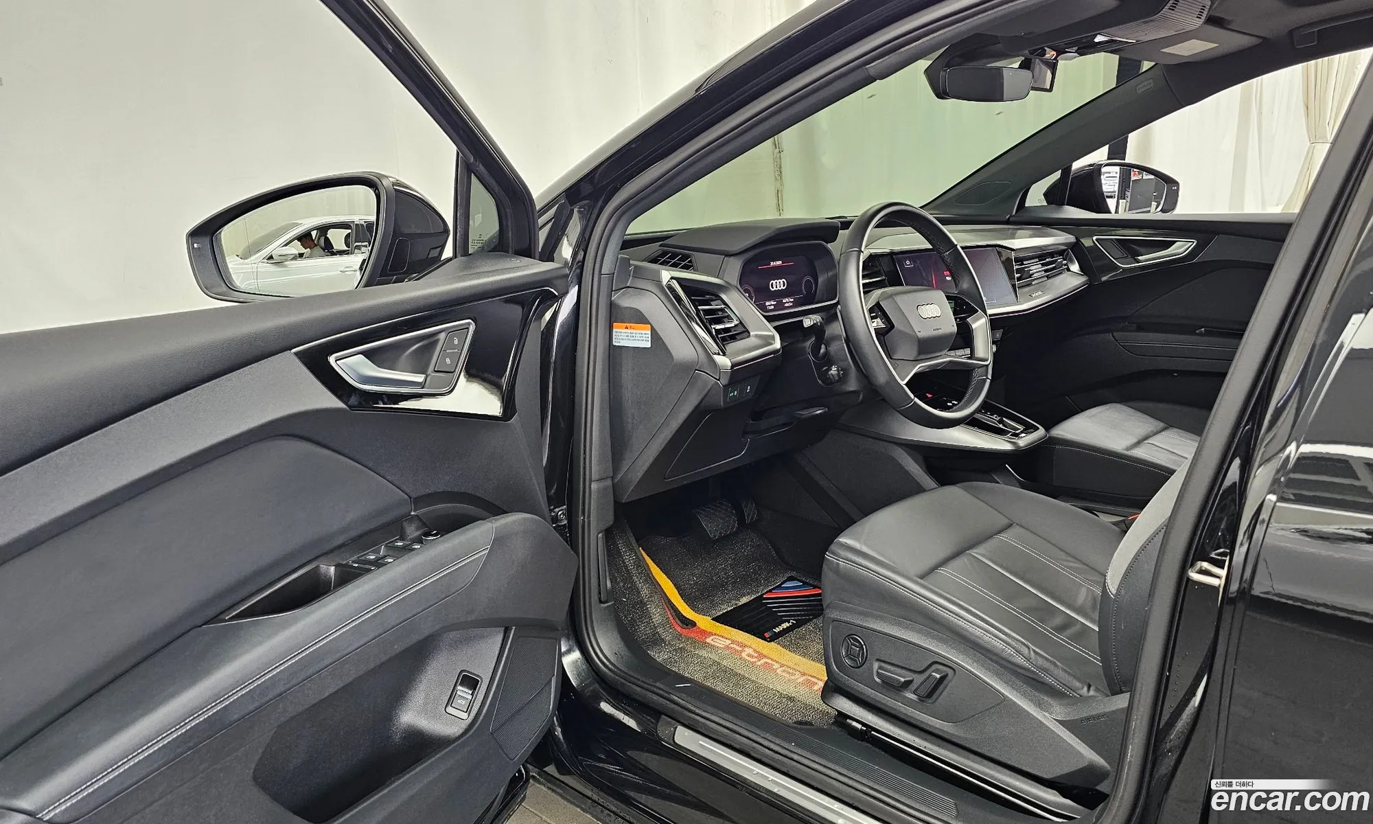 Audi Q4 e-tron 2022 — 2