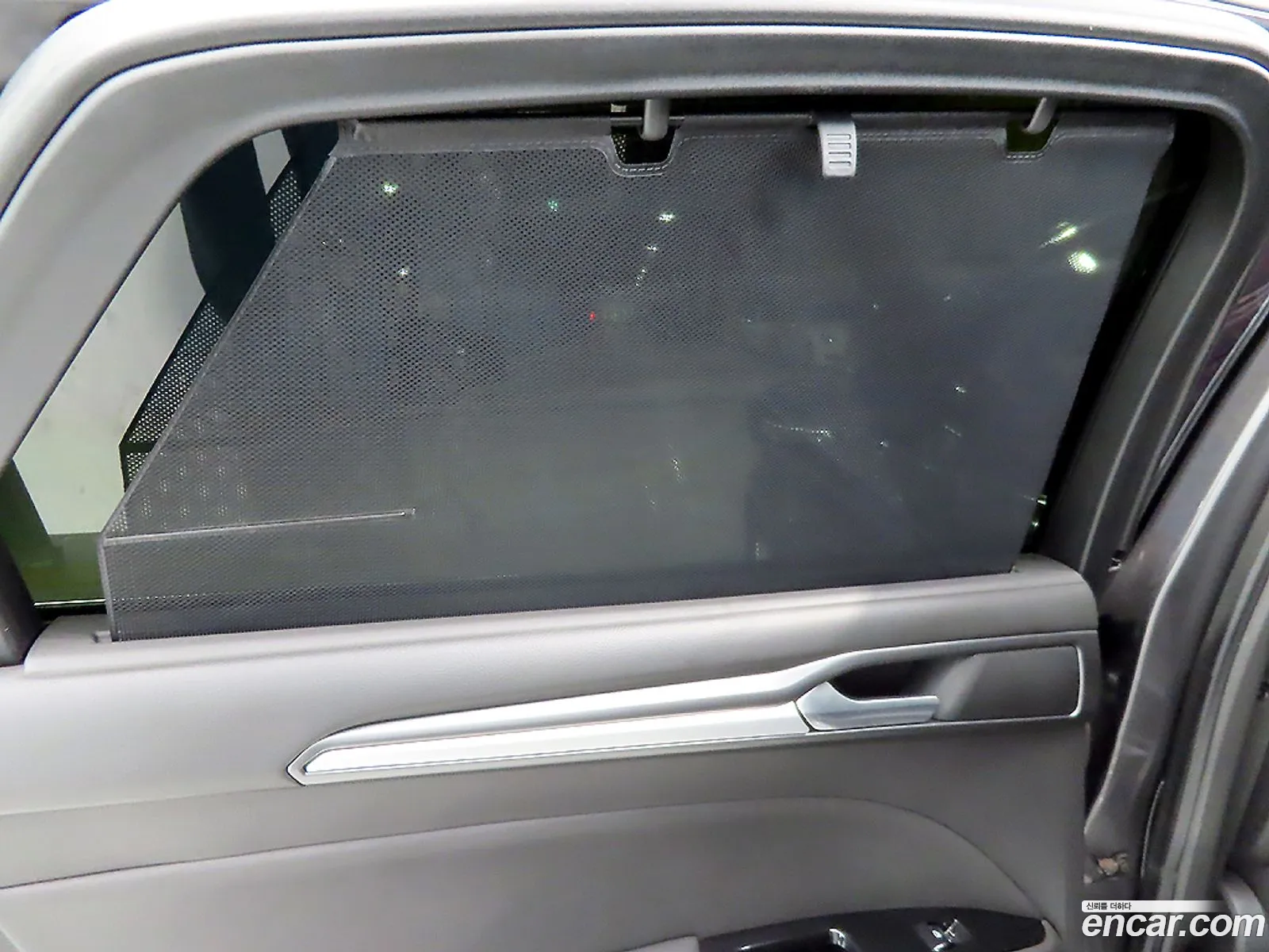 Ford Mondeo 2015 — 11