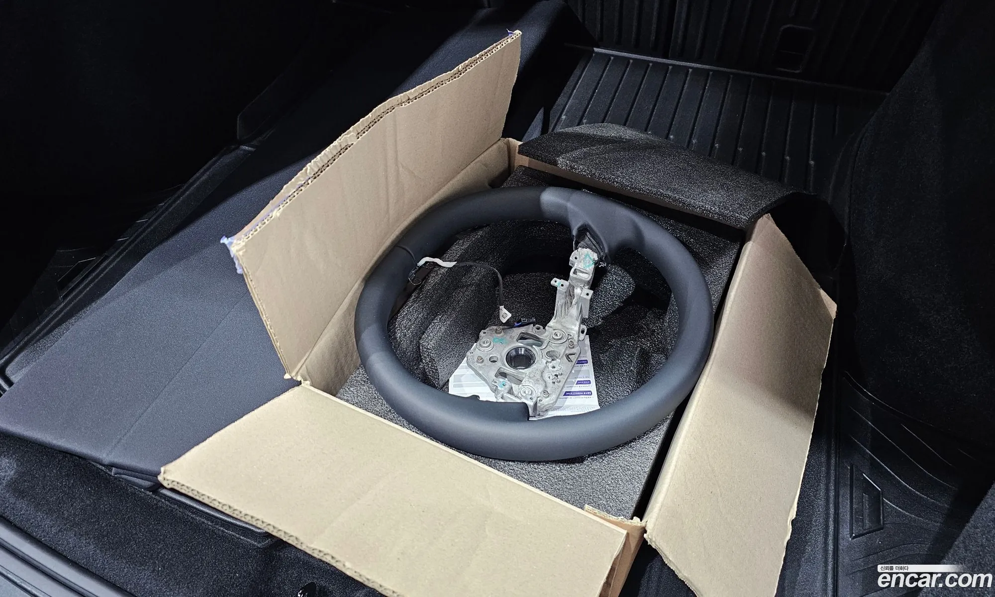 Tesla Model Y 2025 LRWYGCFJ1SC239751 — 29