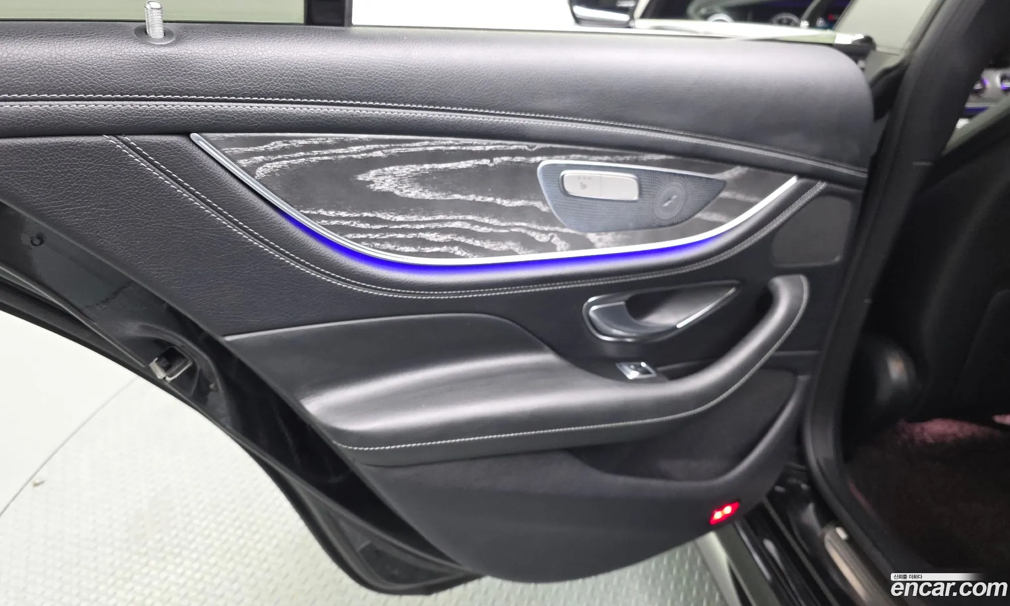 Mercedes-Benz CLS-Class C257 2020 — 32