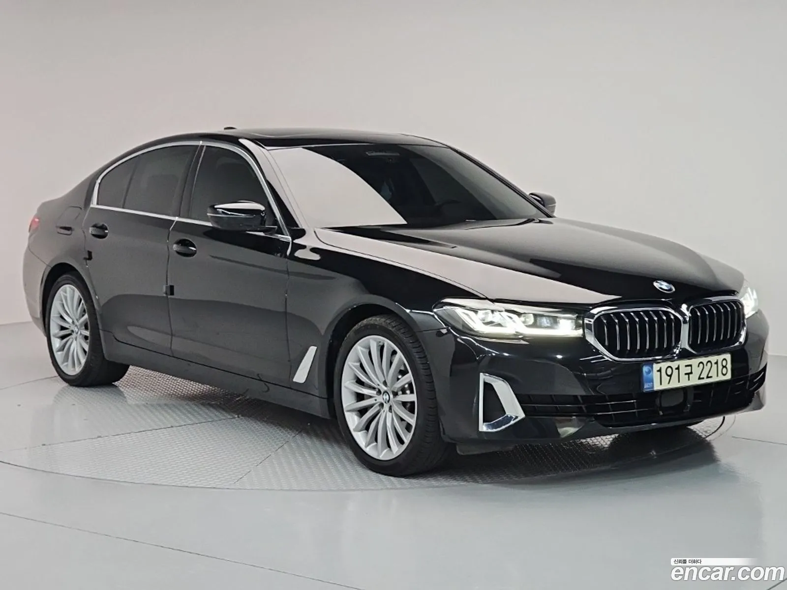 BMW 5 Series 2022 — 11
