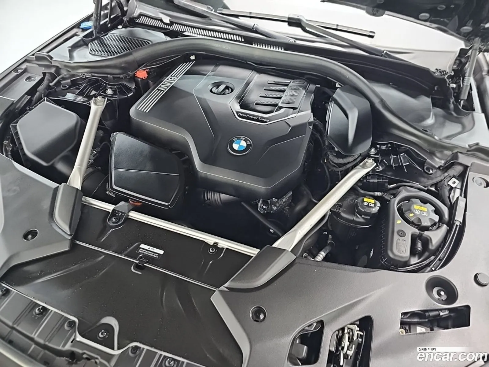 BMW 5 Series 2022 — 3