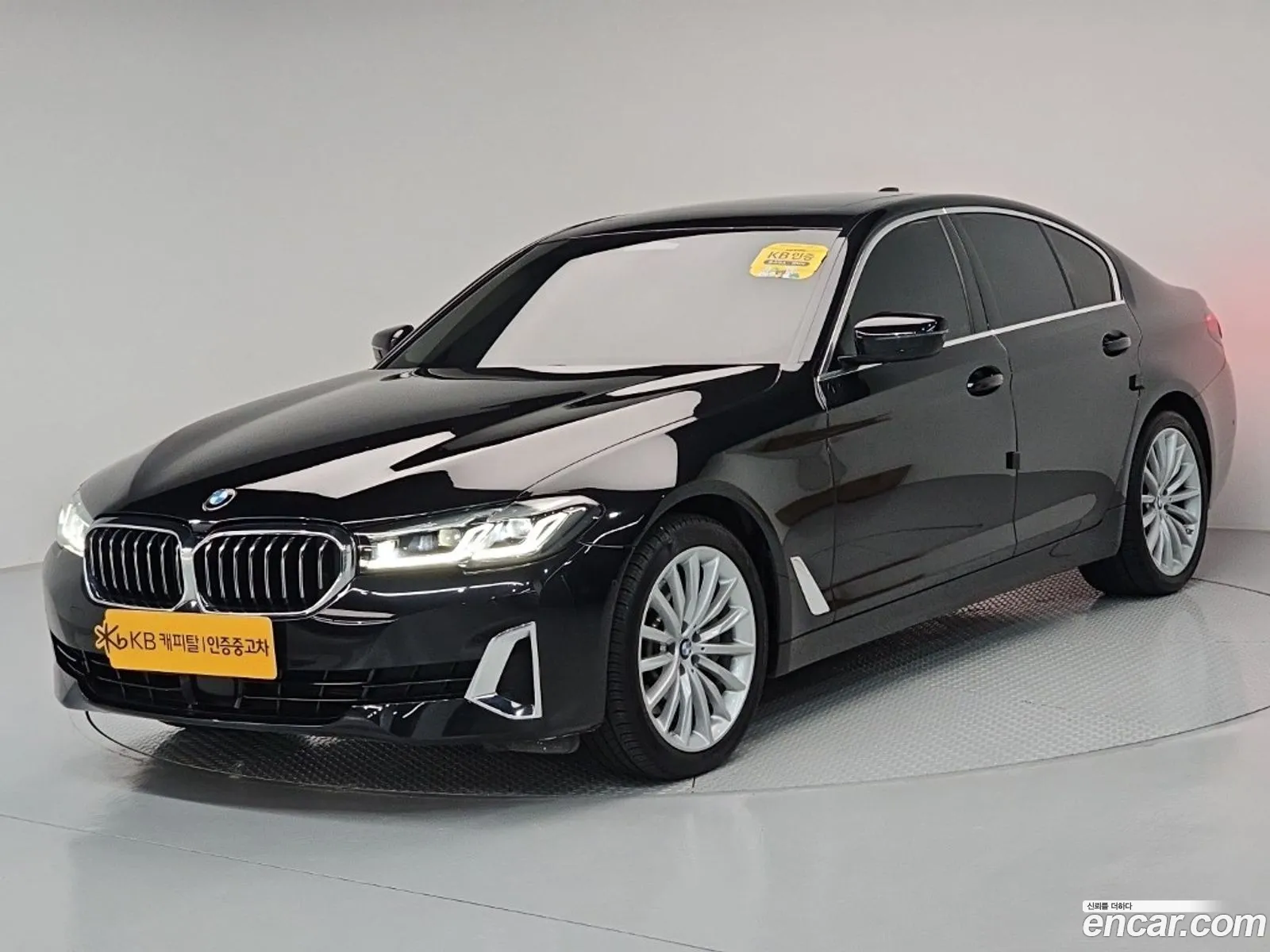 BMW 5 Series 2022 — 20