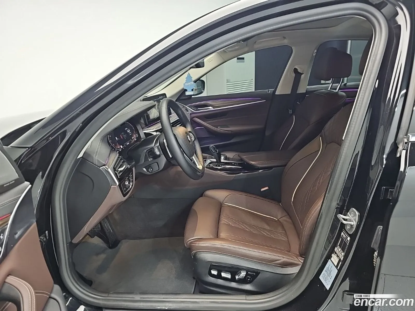 BMW 5 Series 2022 — 9