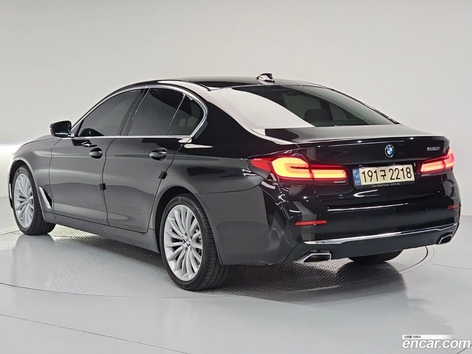 BMW 5 Series 2022 — 12