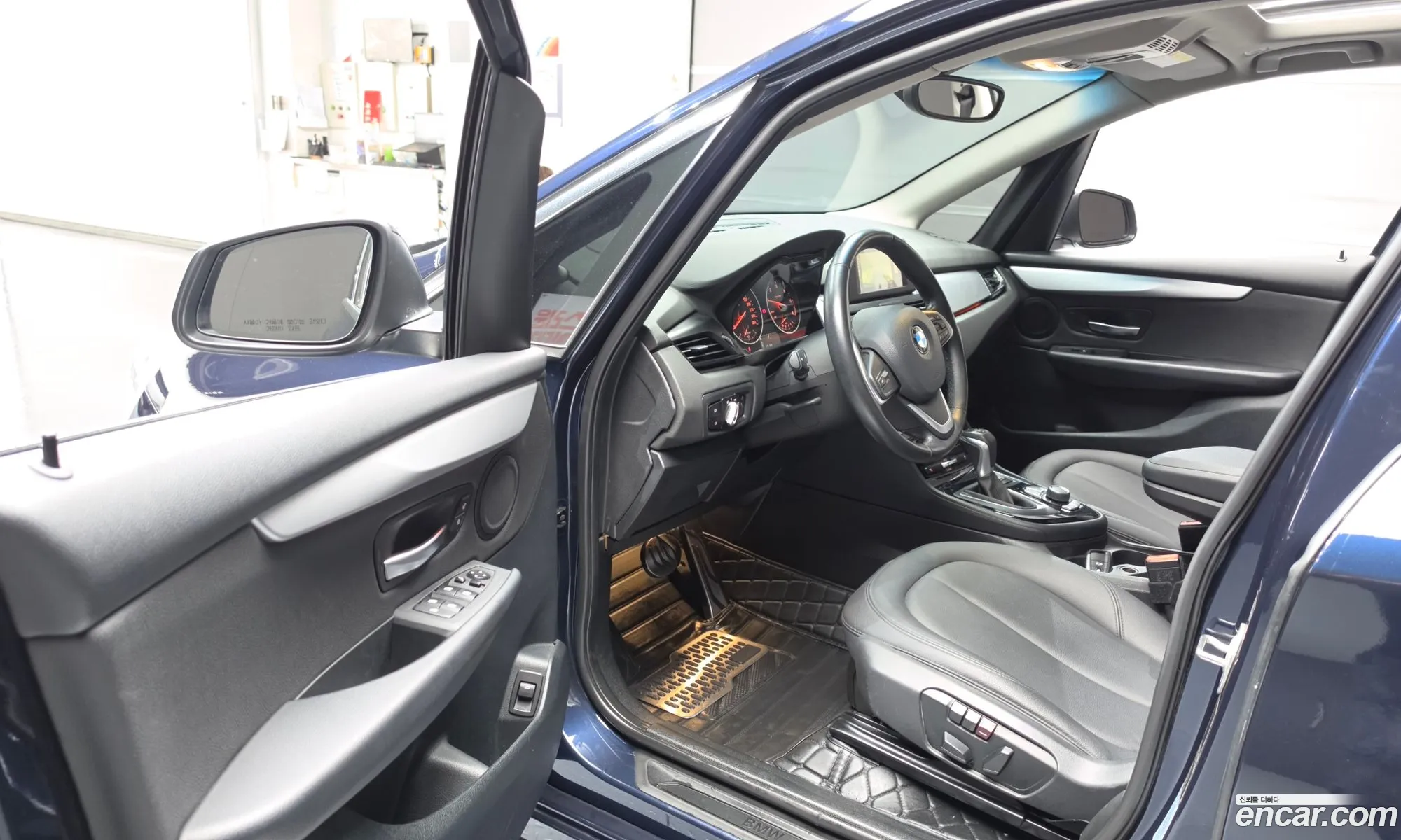 BMW 2 Series Active Tourer 2017 WBA2C1100HV969832 — 6