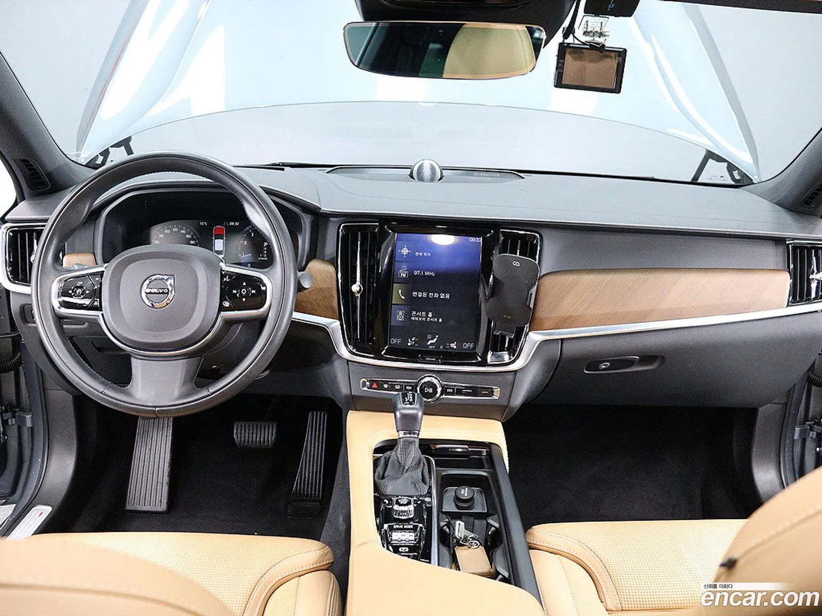 Volvo S90 2019 — 4