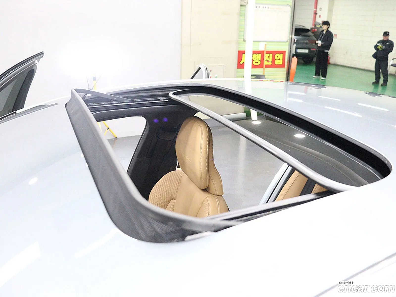 Volvo S90 2019 — 13