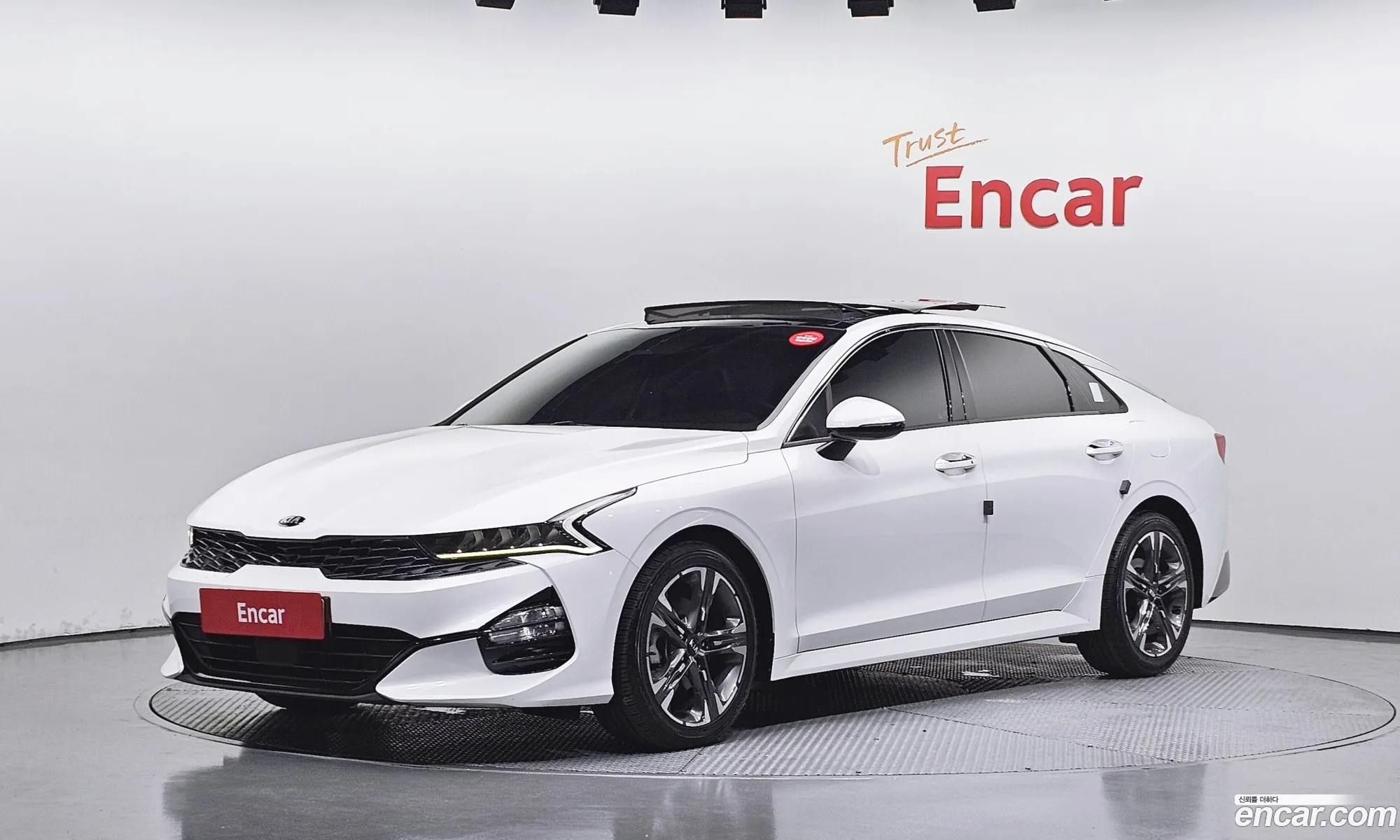 Kia K5 2021 — 4