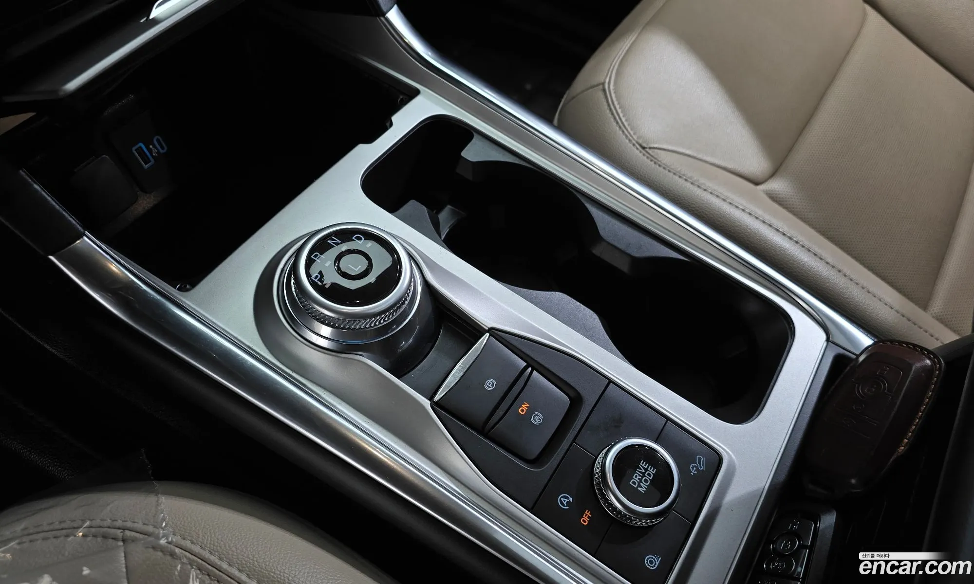 Ford Explorer 6th Gen 2022 1FMSK8FH1NGB07342 — 34