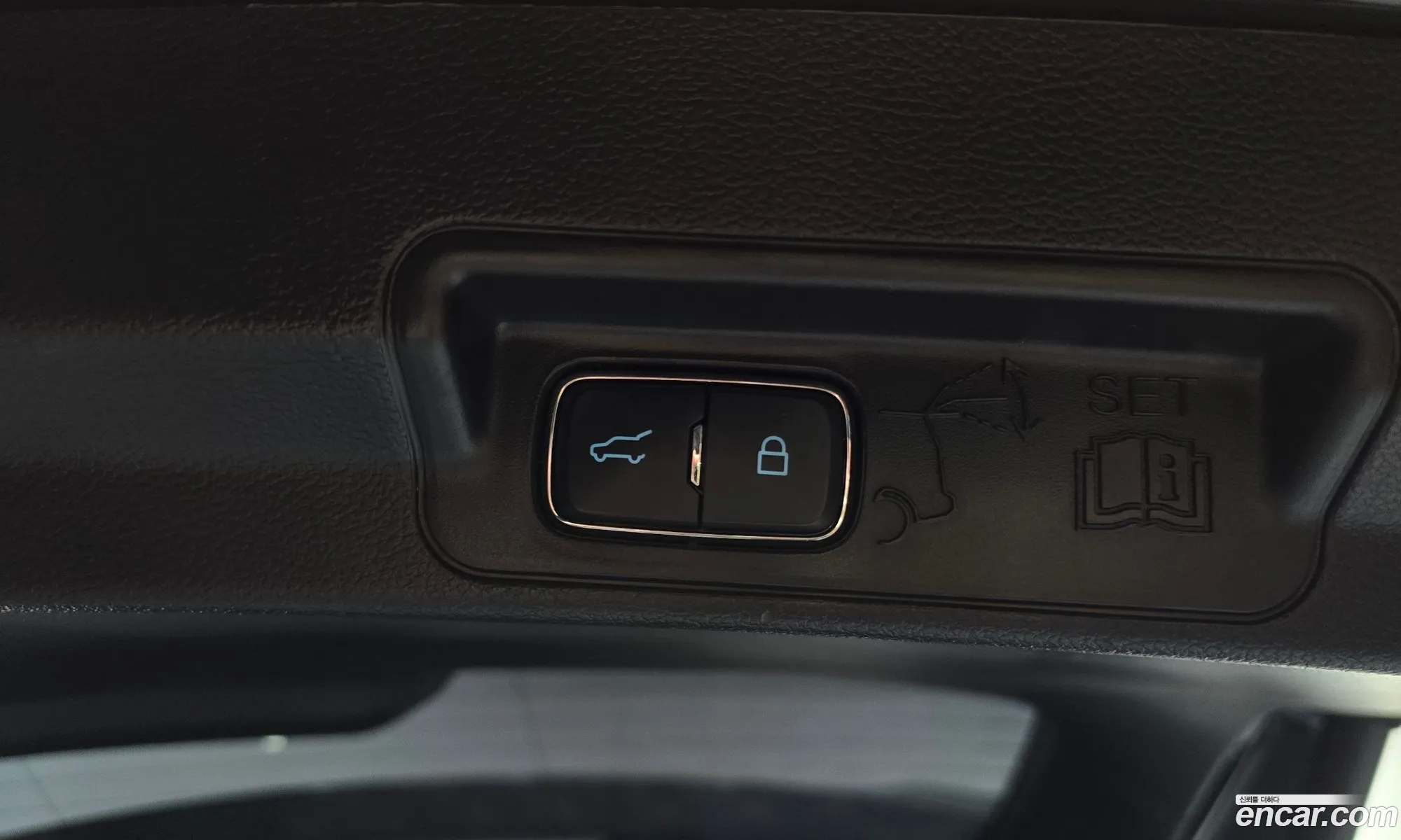 Ford Explorer 6th Gen 2022 1FMSK8FH1NGB07342 — 12