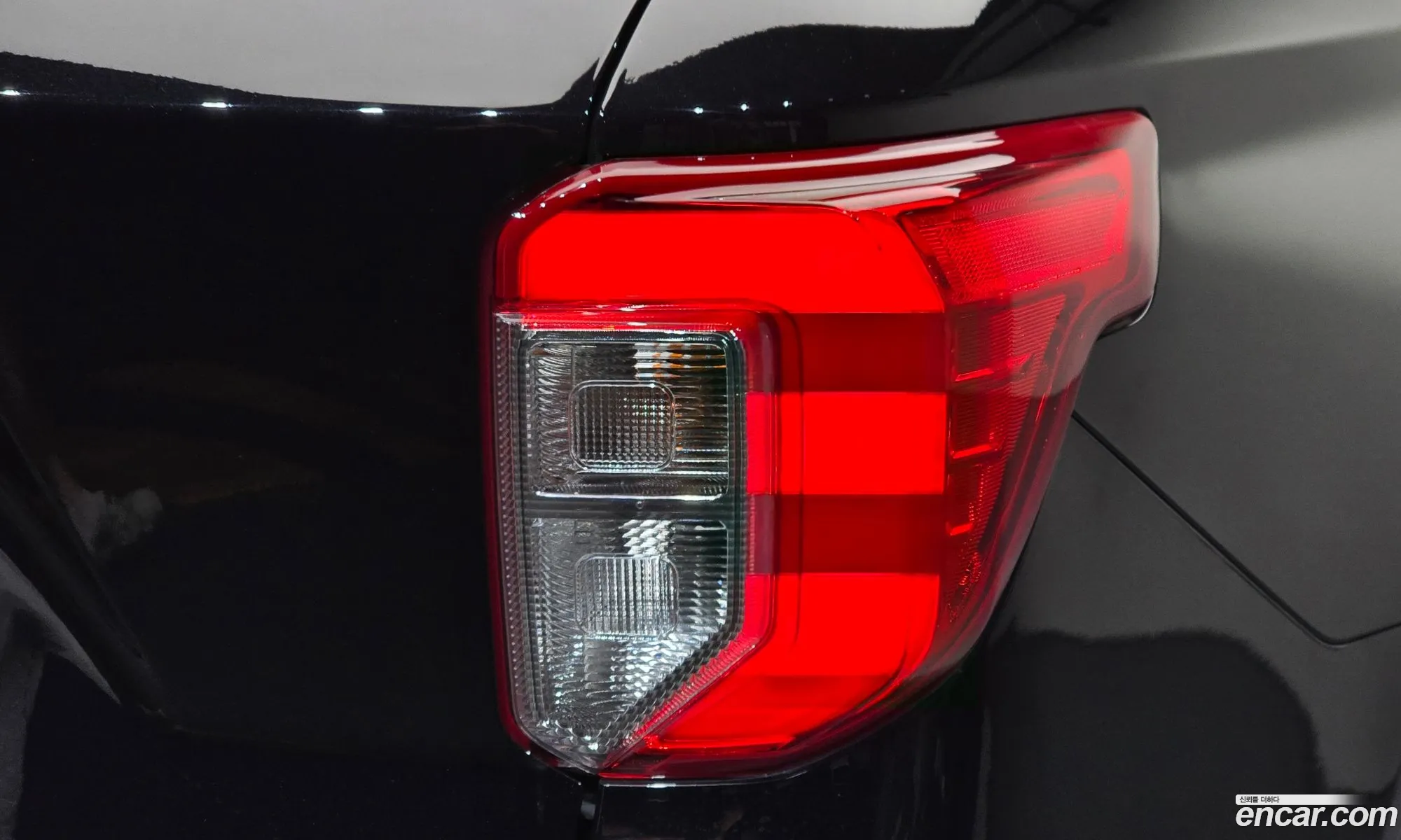 Ford Explorer 6th Gen 2022 1FMSK8FH1NGB07342 — 14