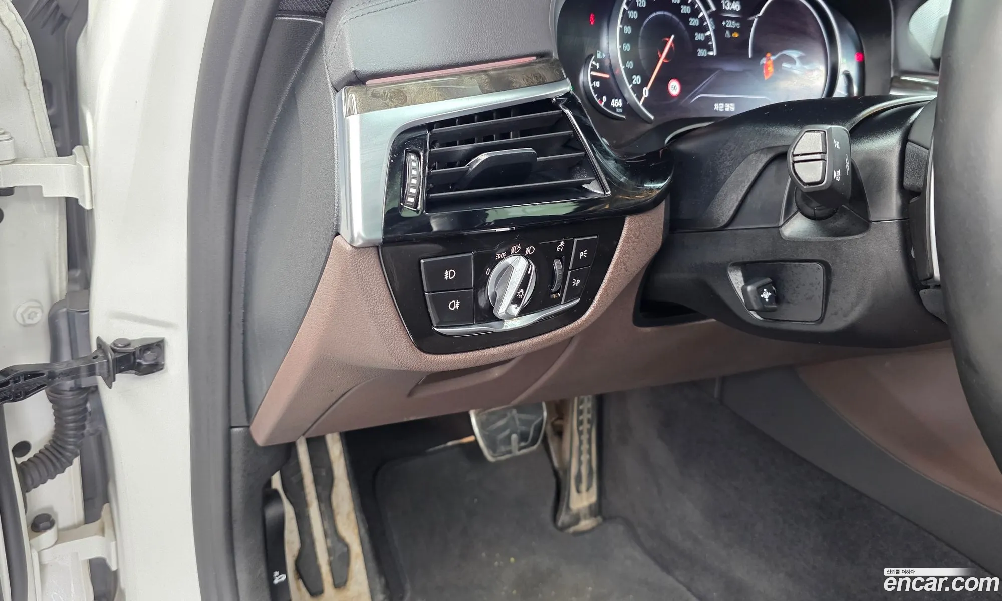 BMW 5 Series 2018 WBAJB5103JB195038 — 12