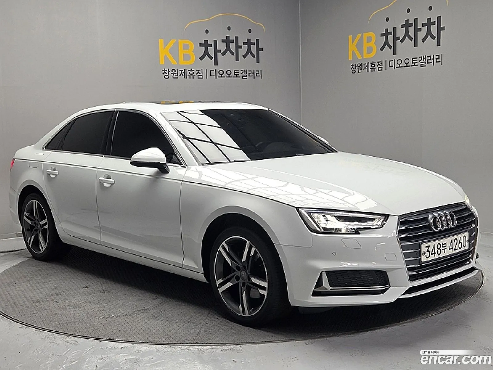 Audi A4 2019 — 3