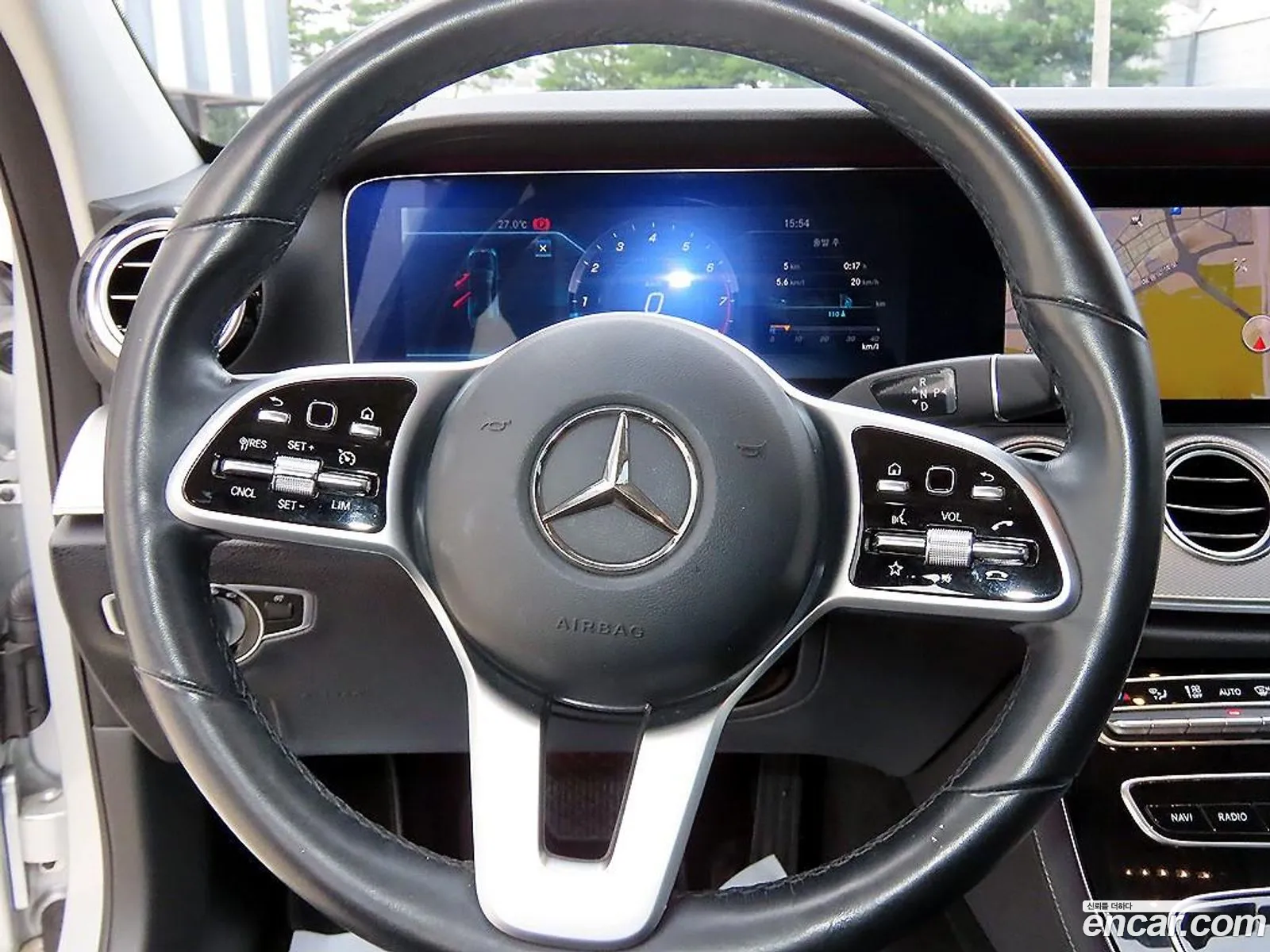 Mercedes-Benz E-Class W213 2018 — 17