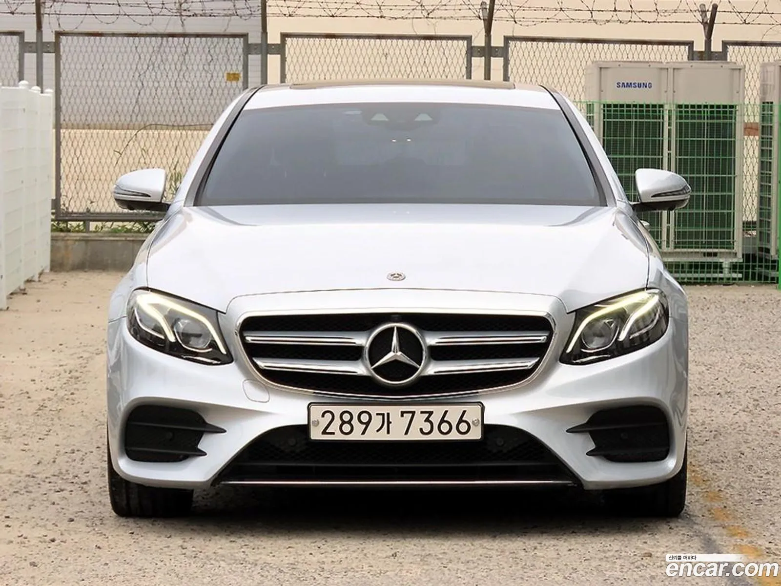 Mercedes-Benz E-Class W213 2018 — 13