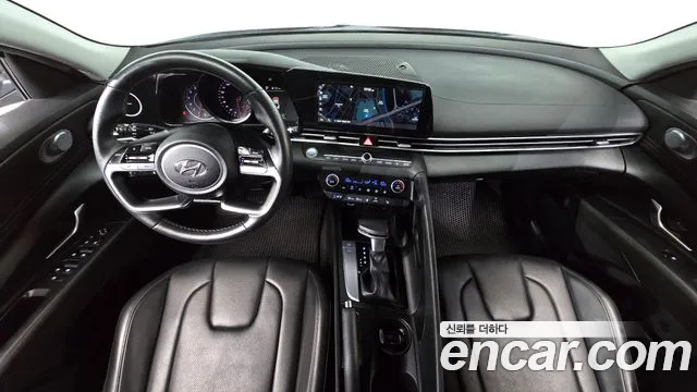 Hyundai Elantra 2021 — 4