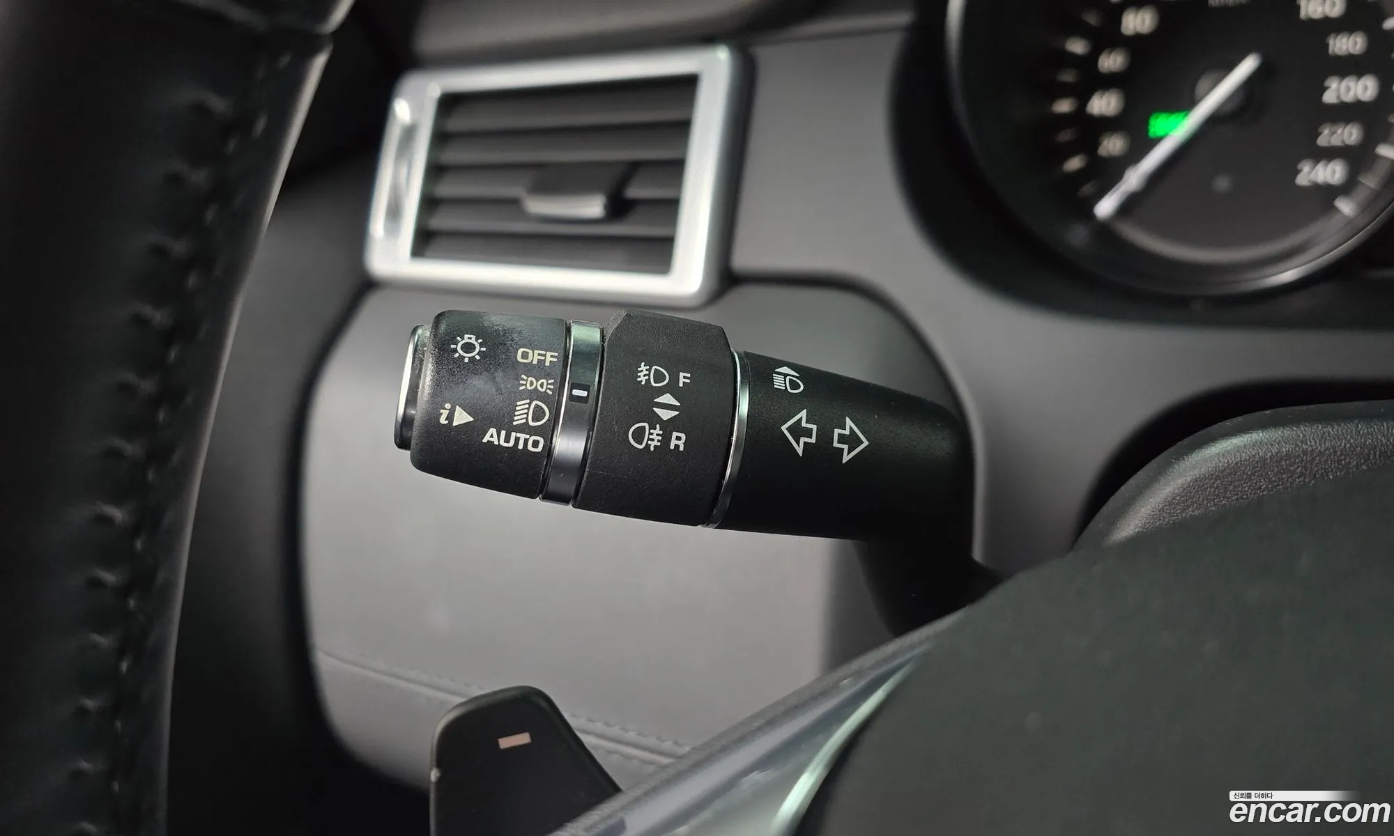 Land Rover Discovery Sport 2017 — 17