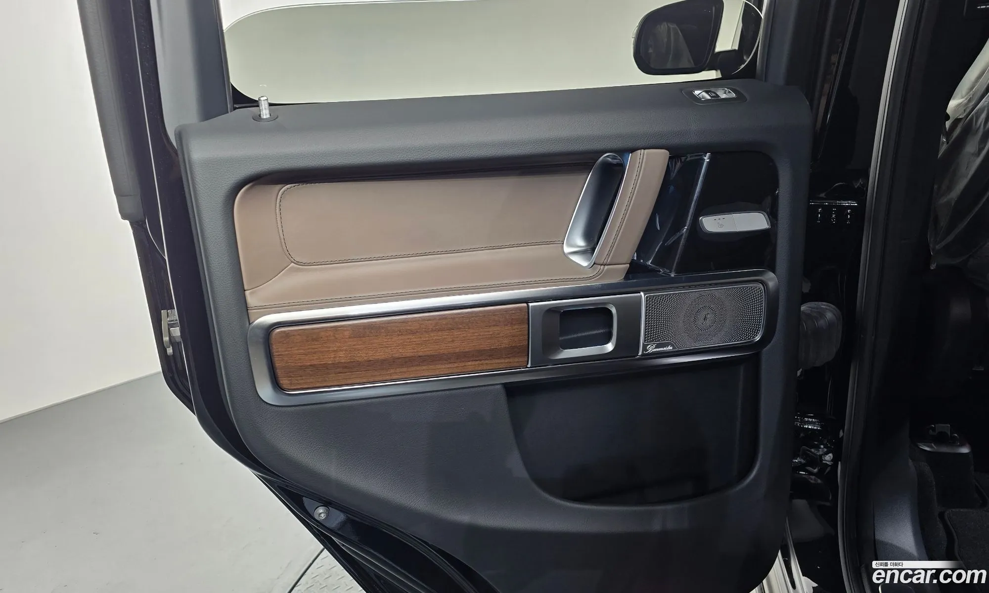 Mercedes-Benz G-Class W465 2026 — 15
