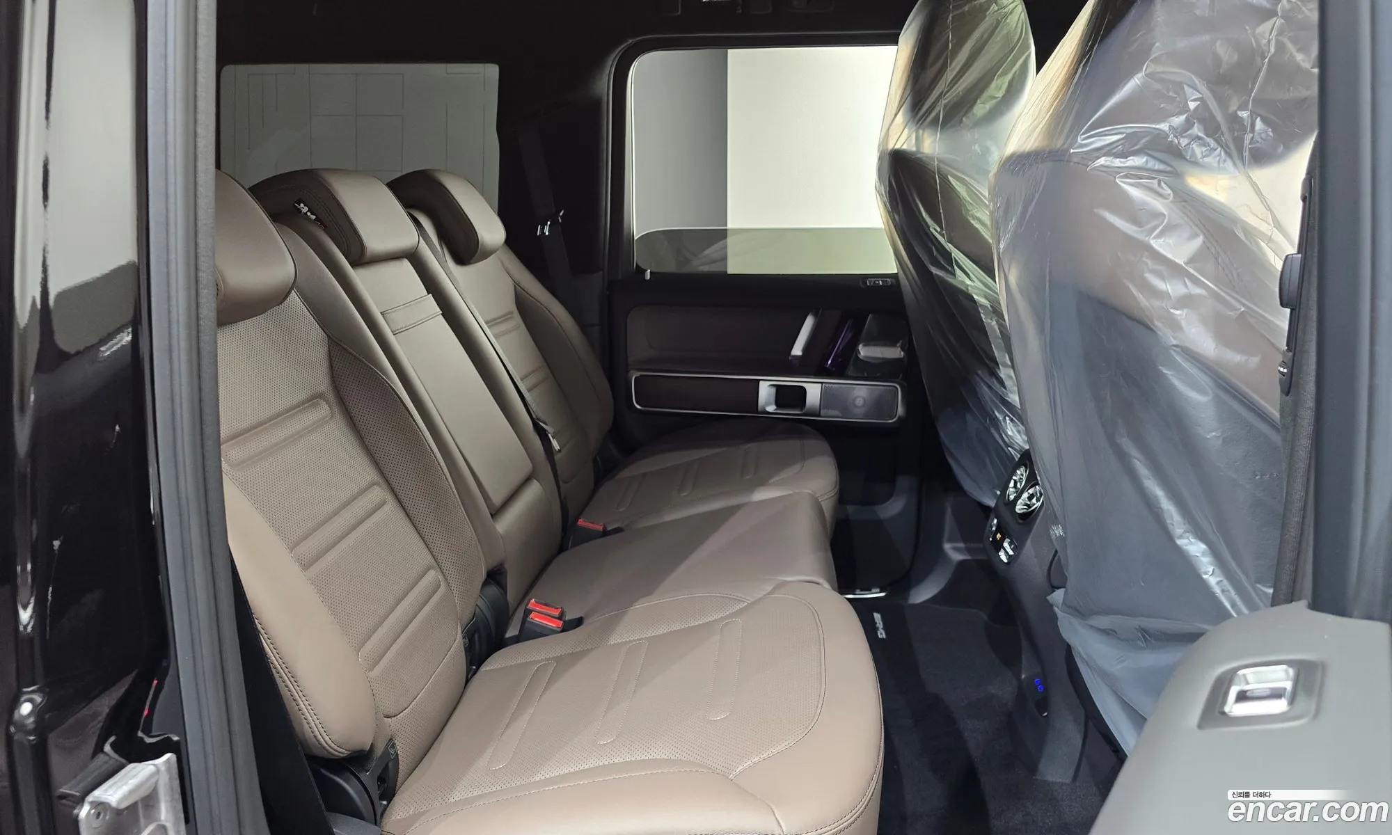 Mercedes-Benz G-Class W465 2026 — 16