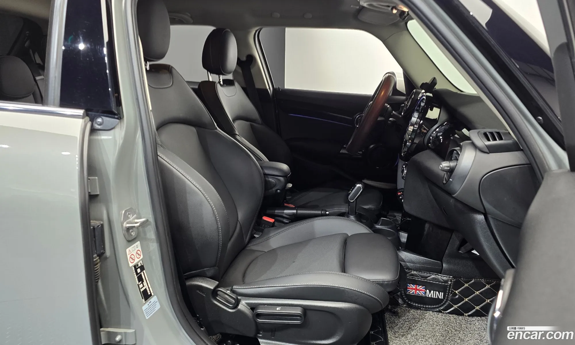 Mini Cooper 2022 WMW41DK05N2S47414 — 29