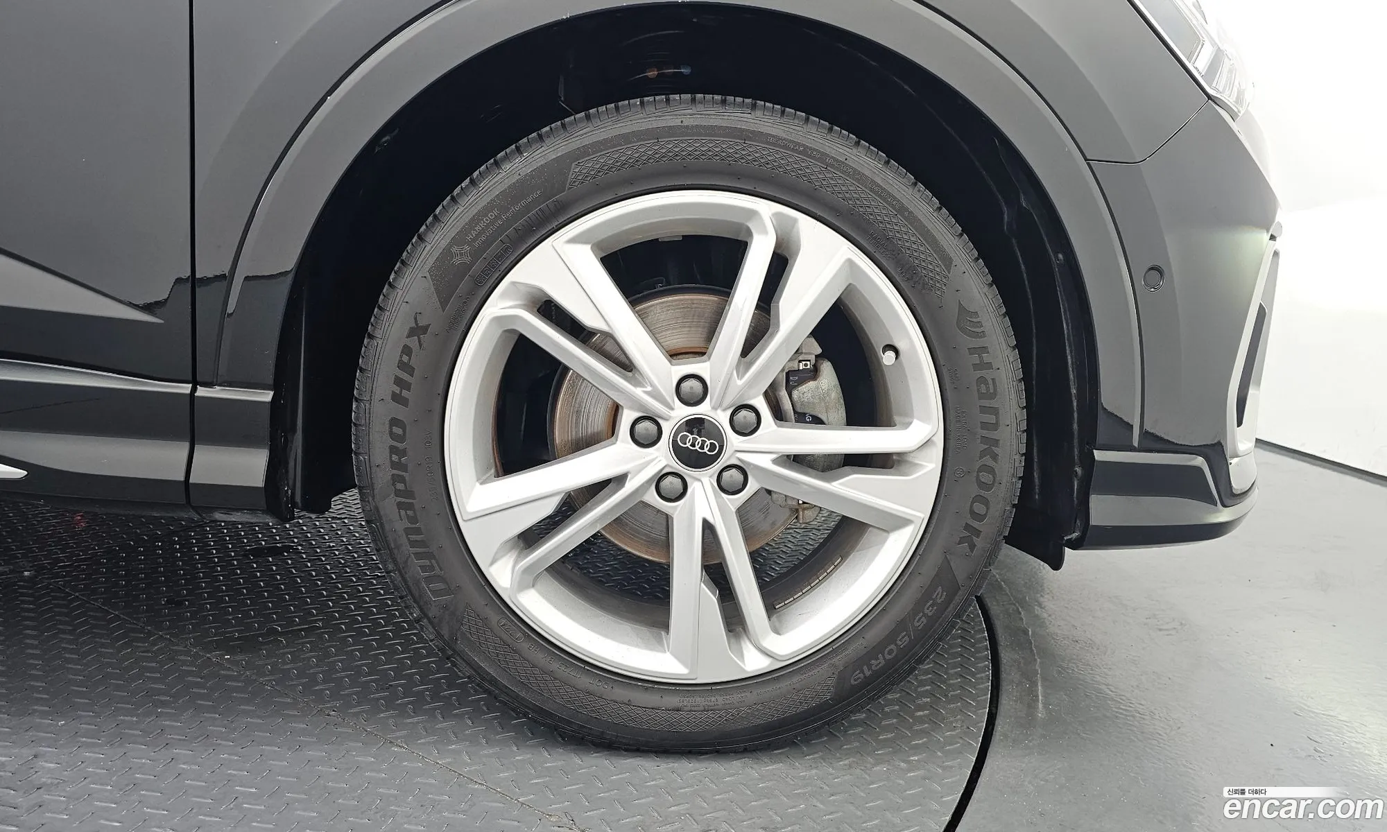 Audi Q3 2022 WAUZZZF30P1005221 — 10