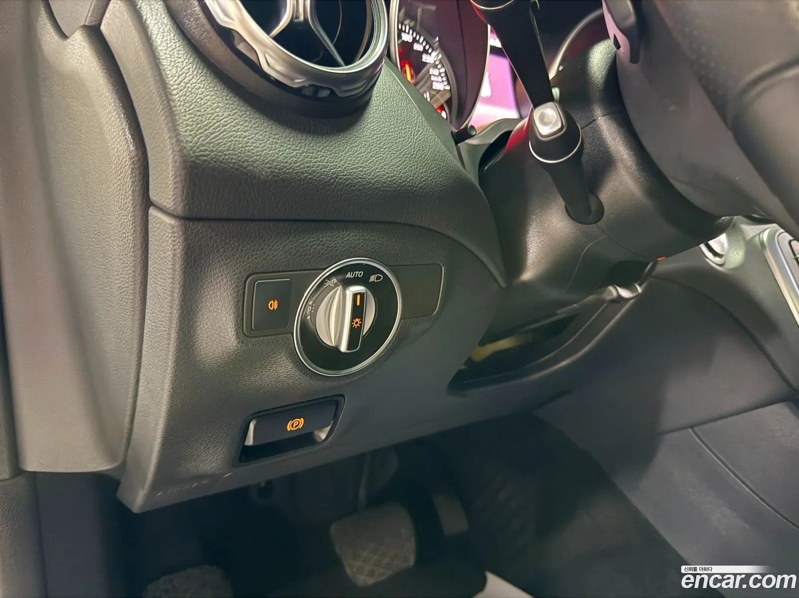 Mercedes-Benz GLA-Class X156 2017 — 14