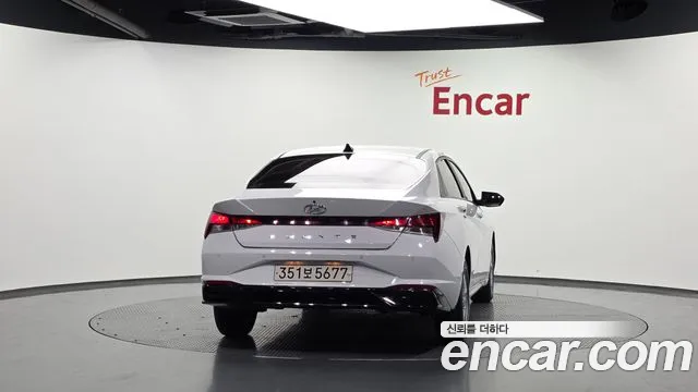 Hyundai Elantra 2020 — 3