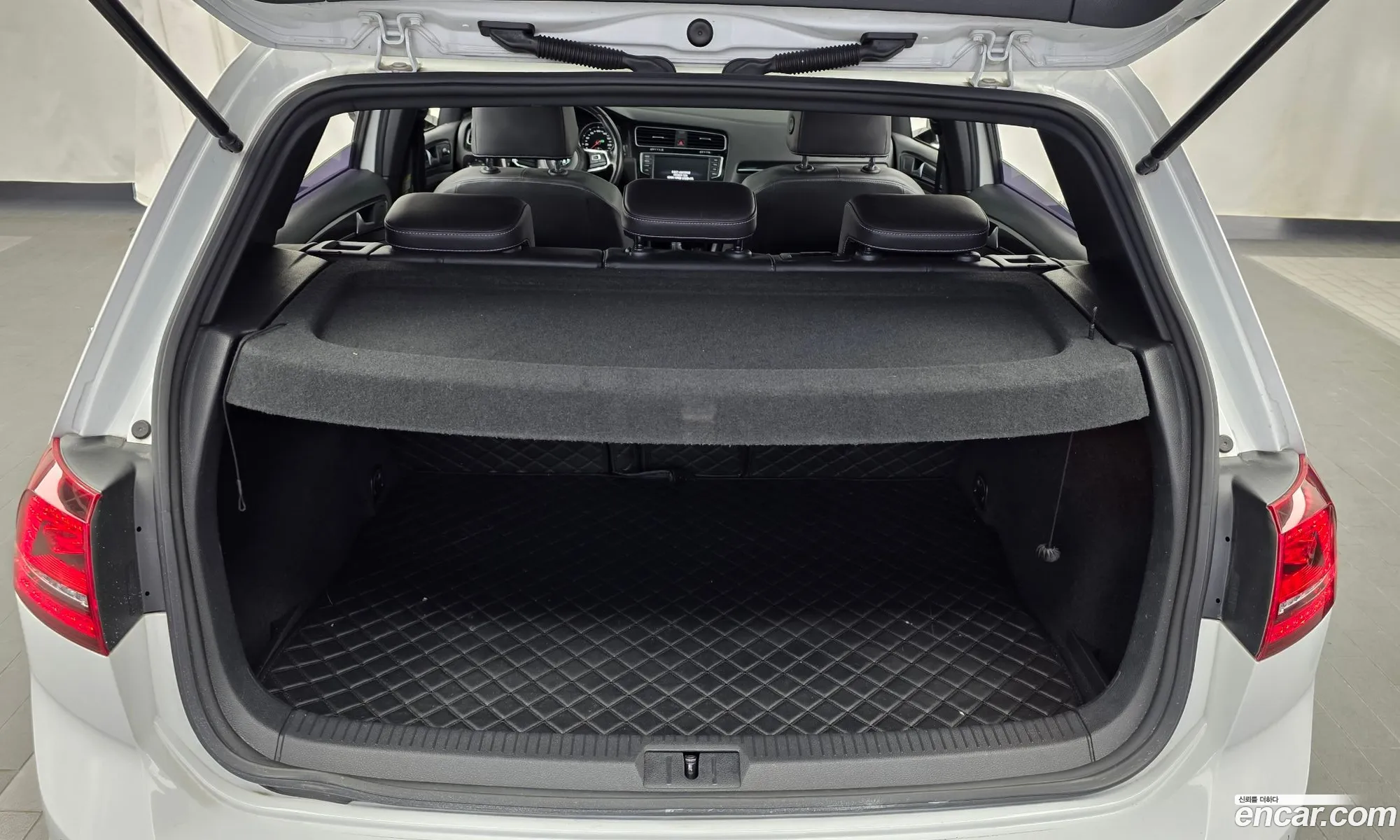Volkswagen Golf 7th Gen 2014 — 4