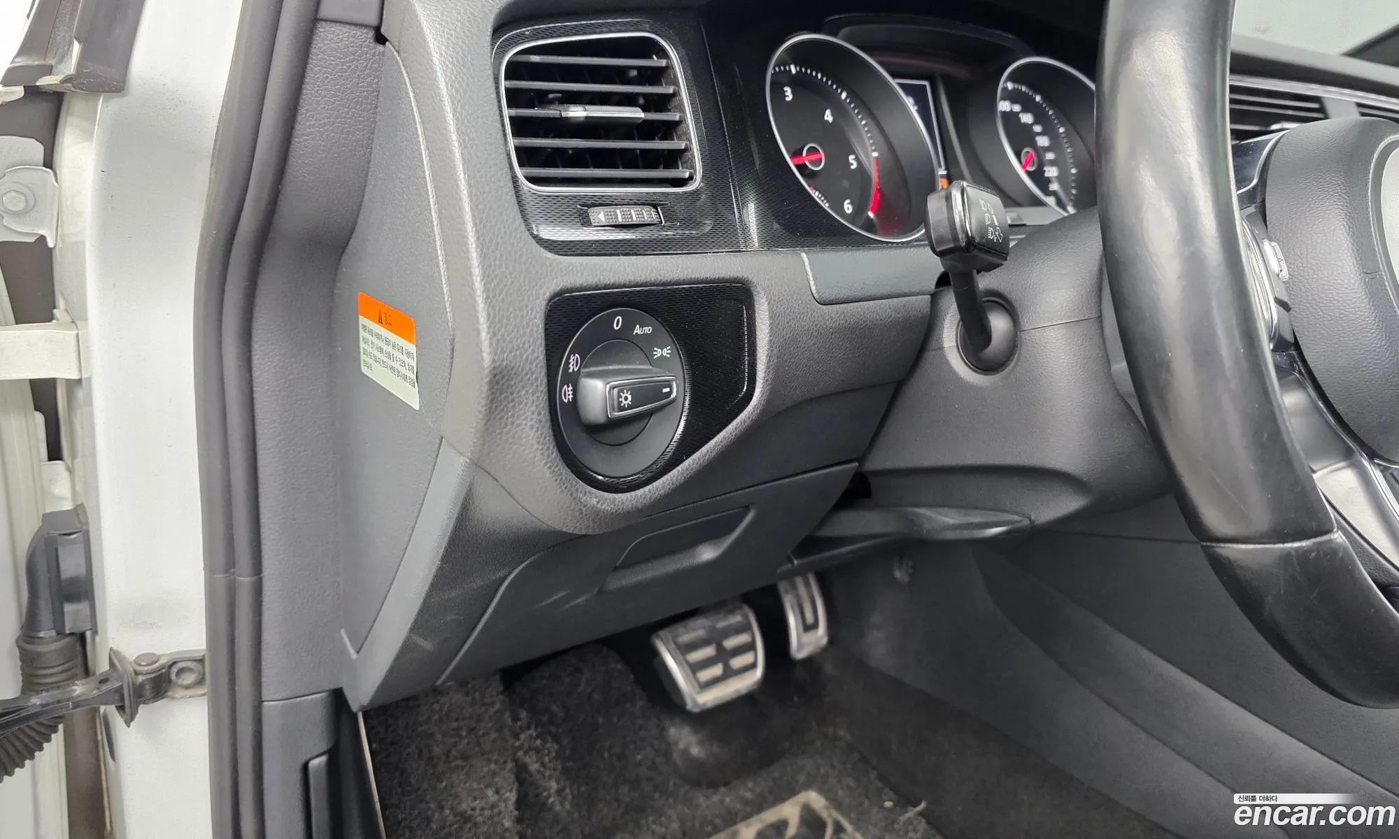 Volkswagen Golf 7th Gen 2014 — 13