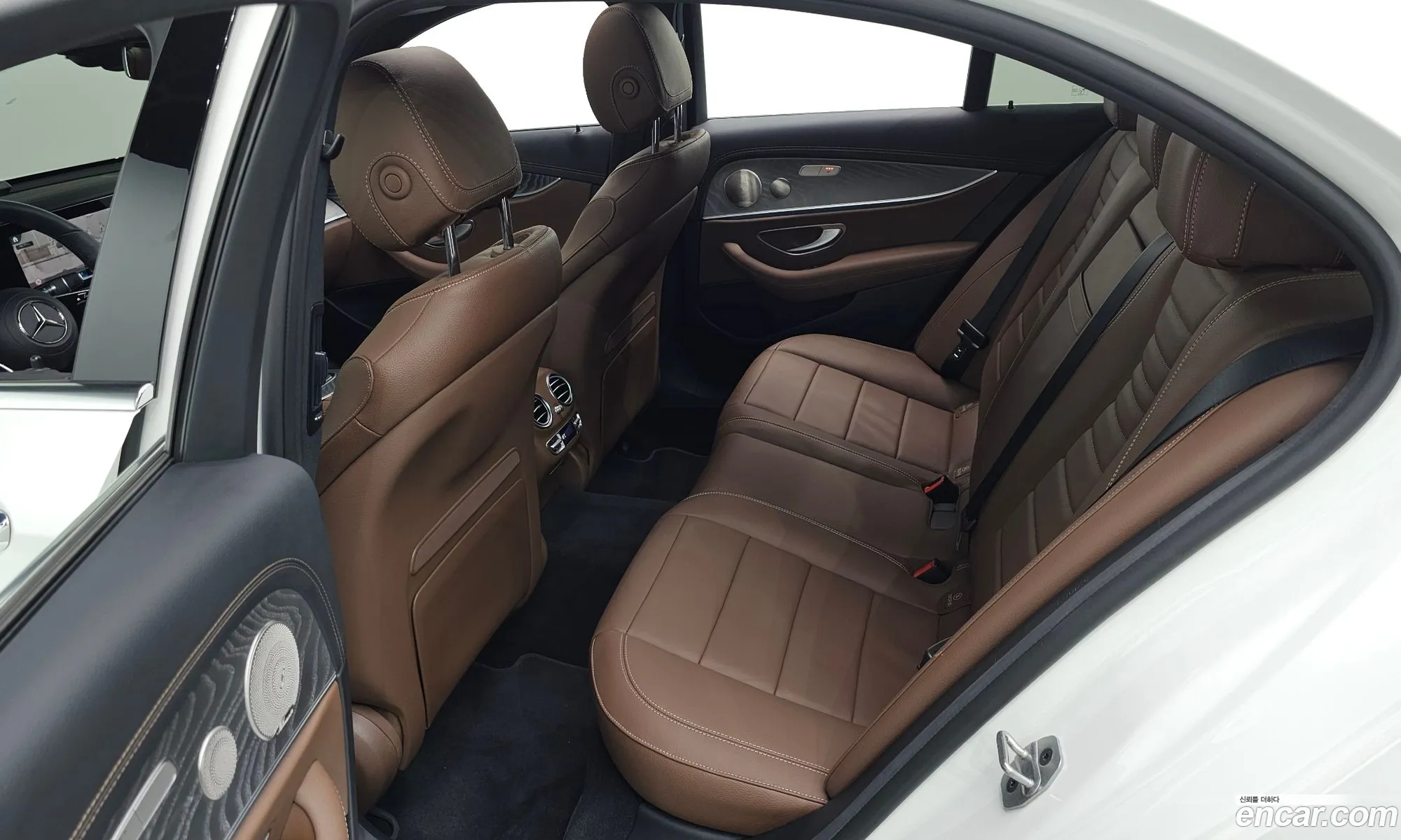 Mercedes-Benz E-Class W213 2022 — 8